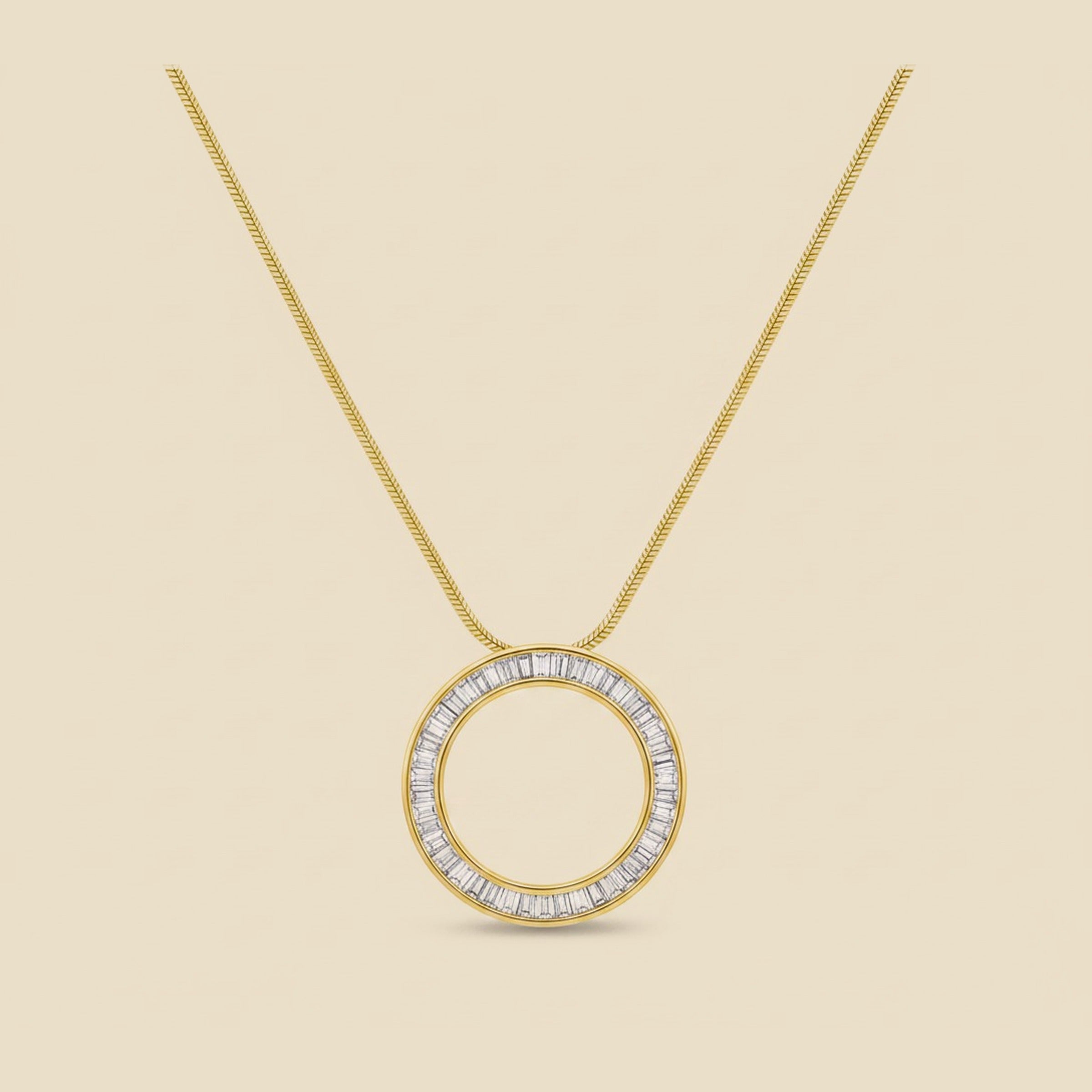 14K Yellow Gold Diamond Circle Pendant Necklace