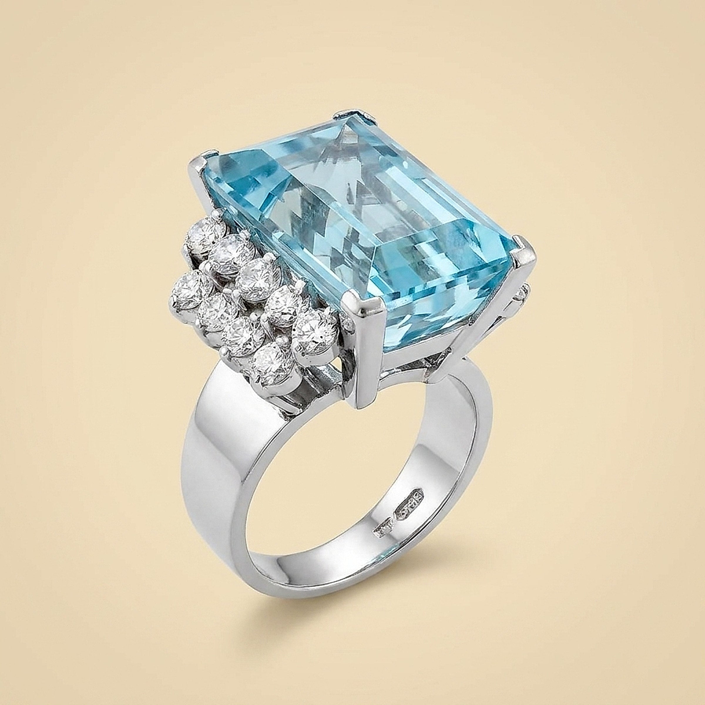 18K White Gold Aquamarine & Diamond Cocktail Ring