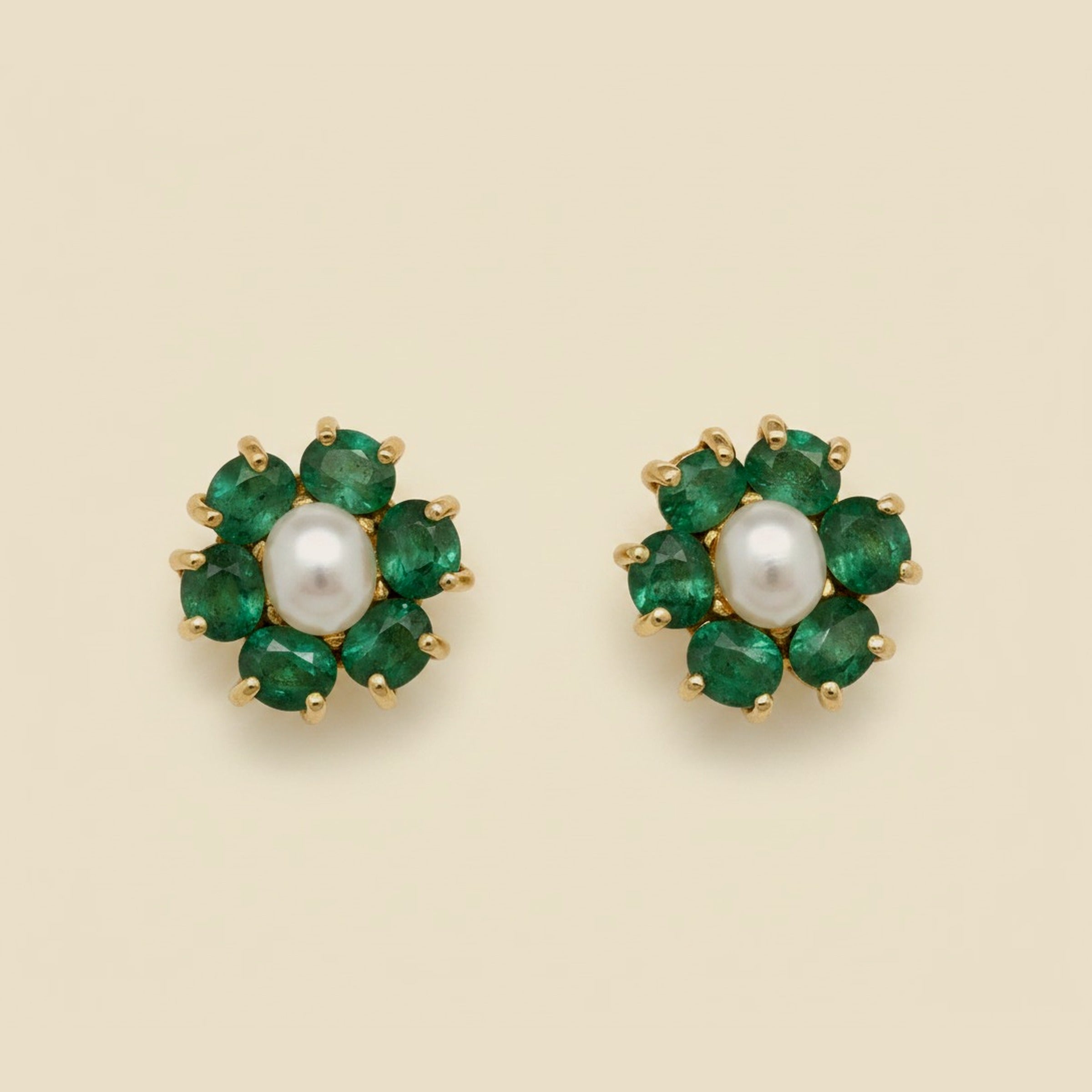 18k Yellow Gold Emerald & Fresh Water Pearl Earrings