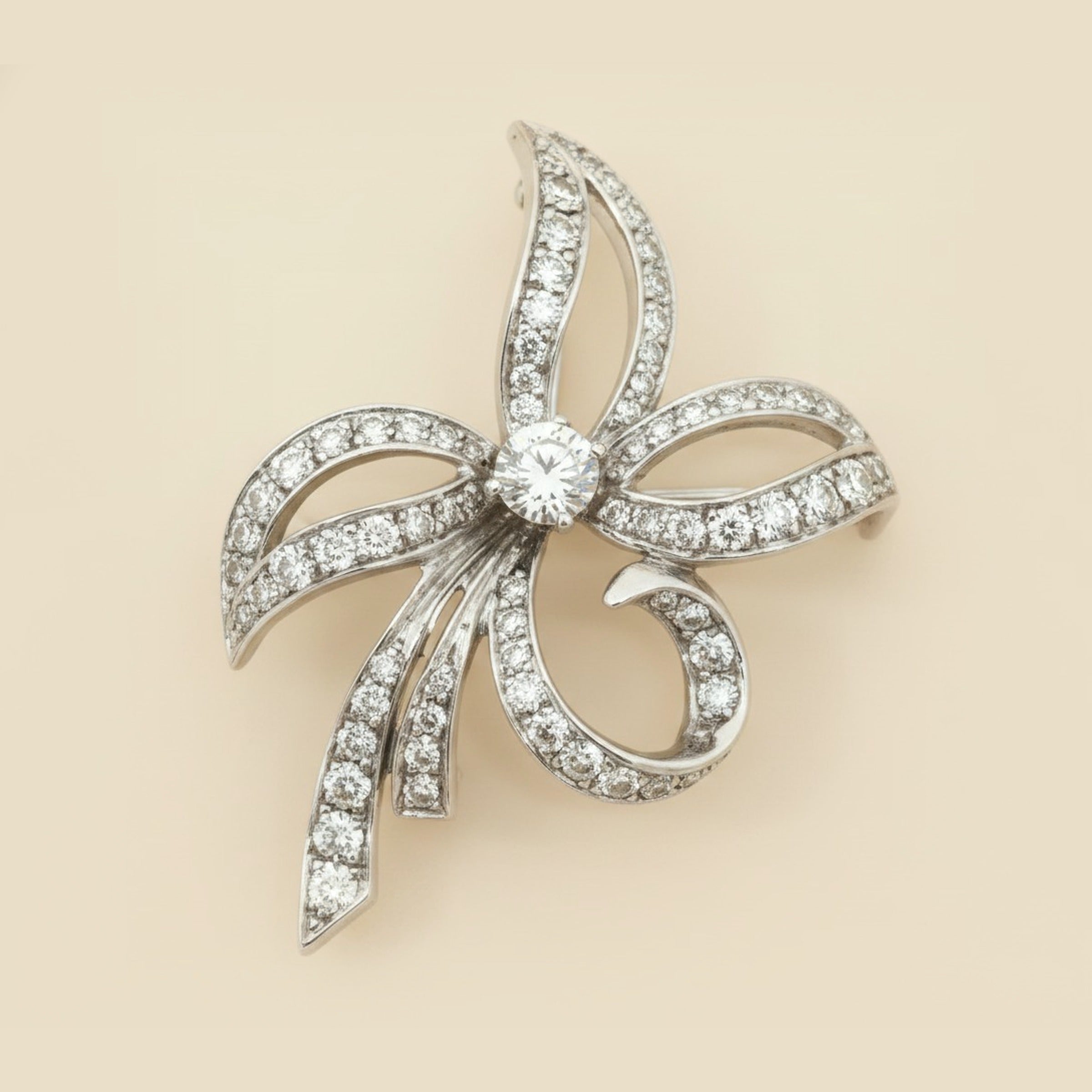 1950's Platinum Diamond Flower Pin