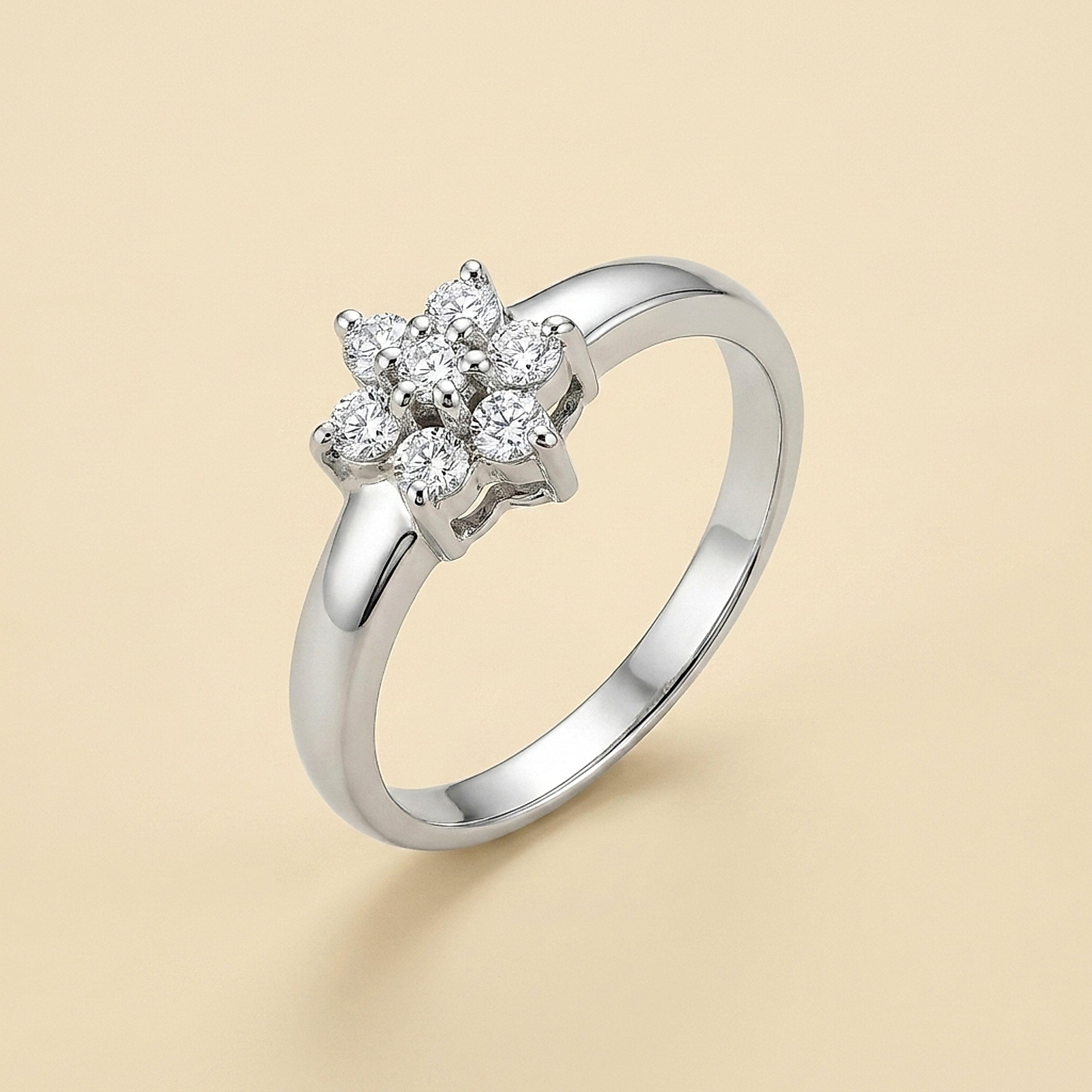 Diamond Cluster Star Ring