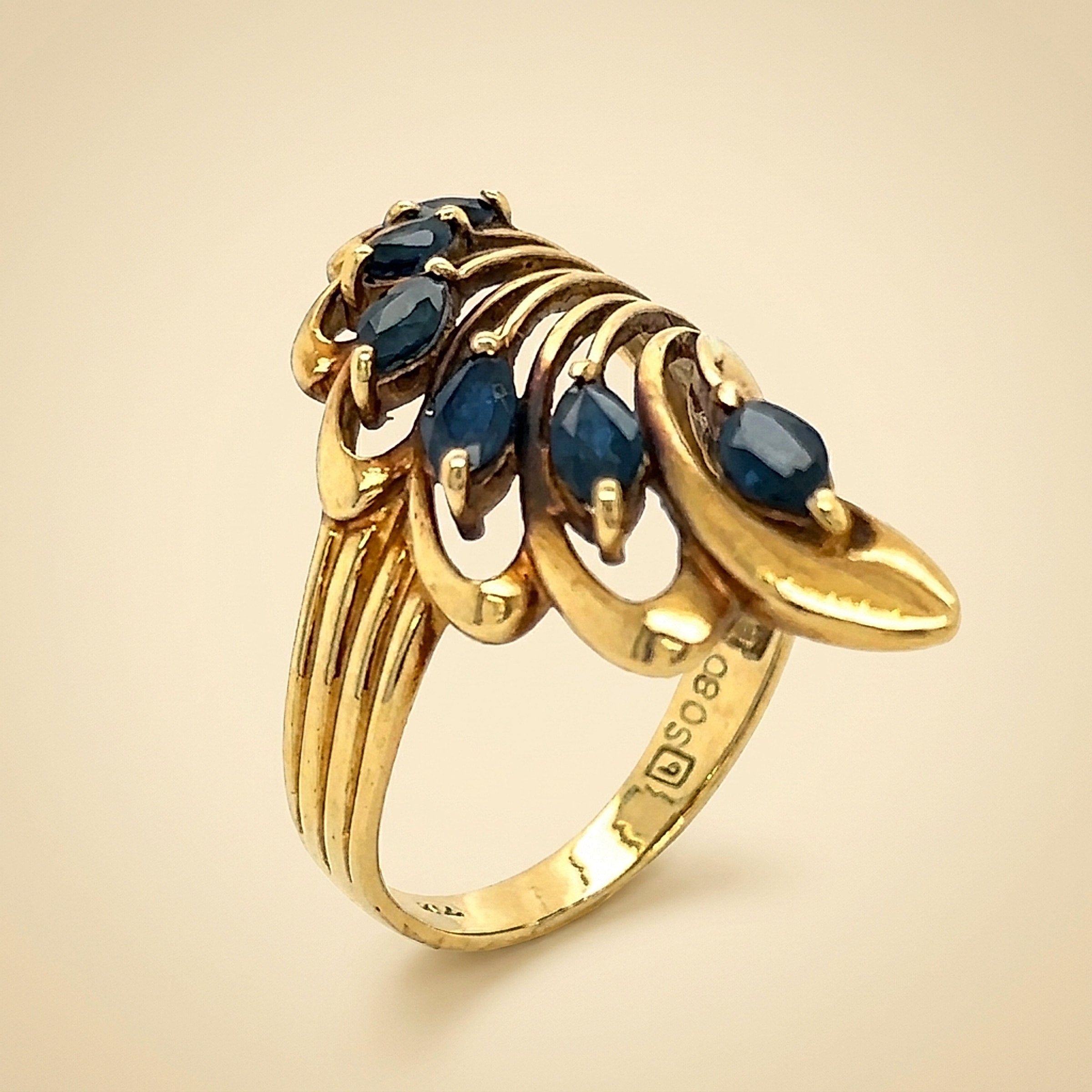 14K YG Sapphire Ring