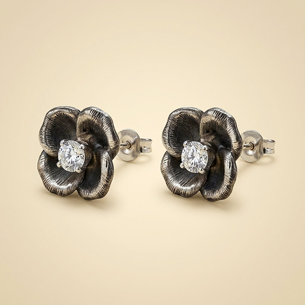 9K White Gold Diamond Flower Earrings and Matching Necklace Set