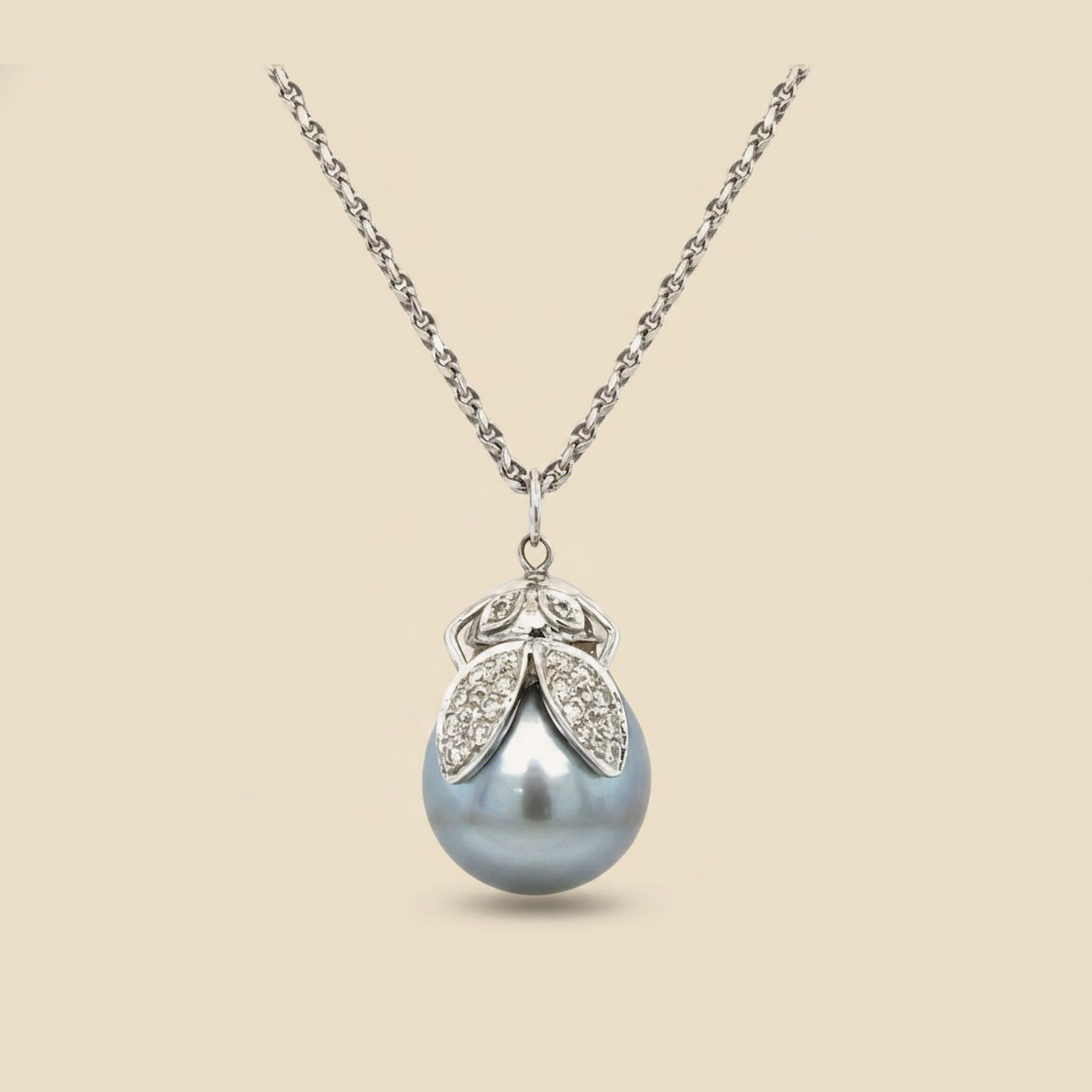 18K White Gold White South Sea Pearl & Diamond Pendant