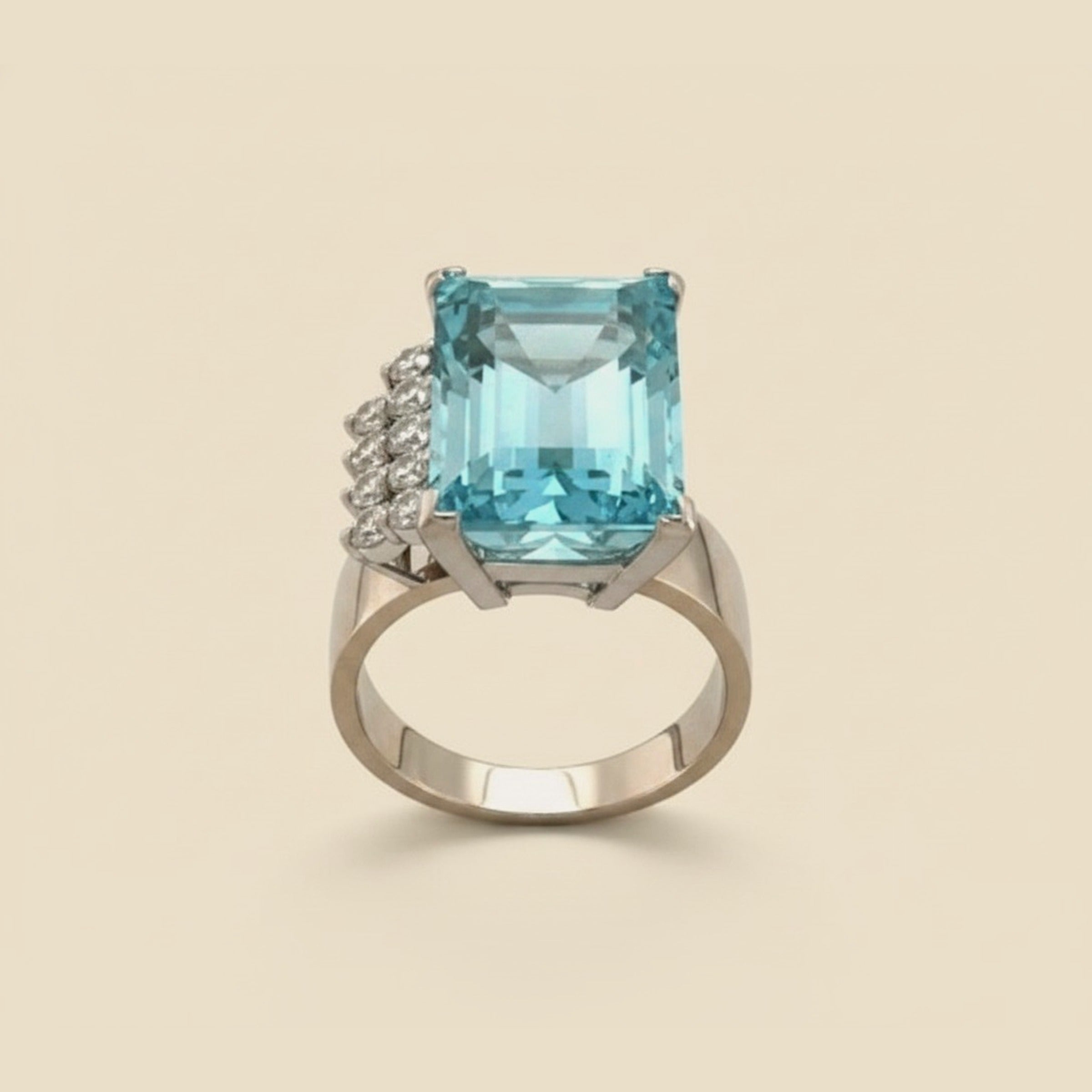 18K White Gold Aquamarine & Diamond Cocktail Ring