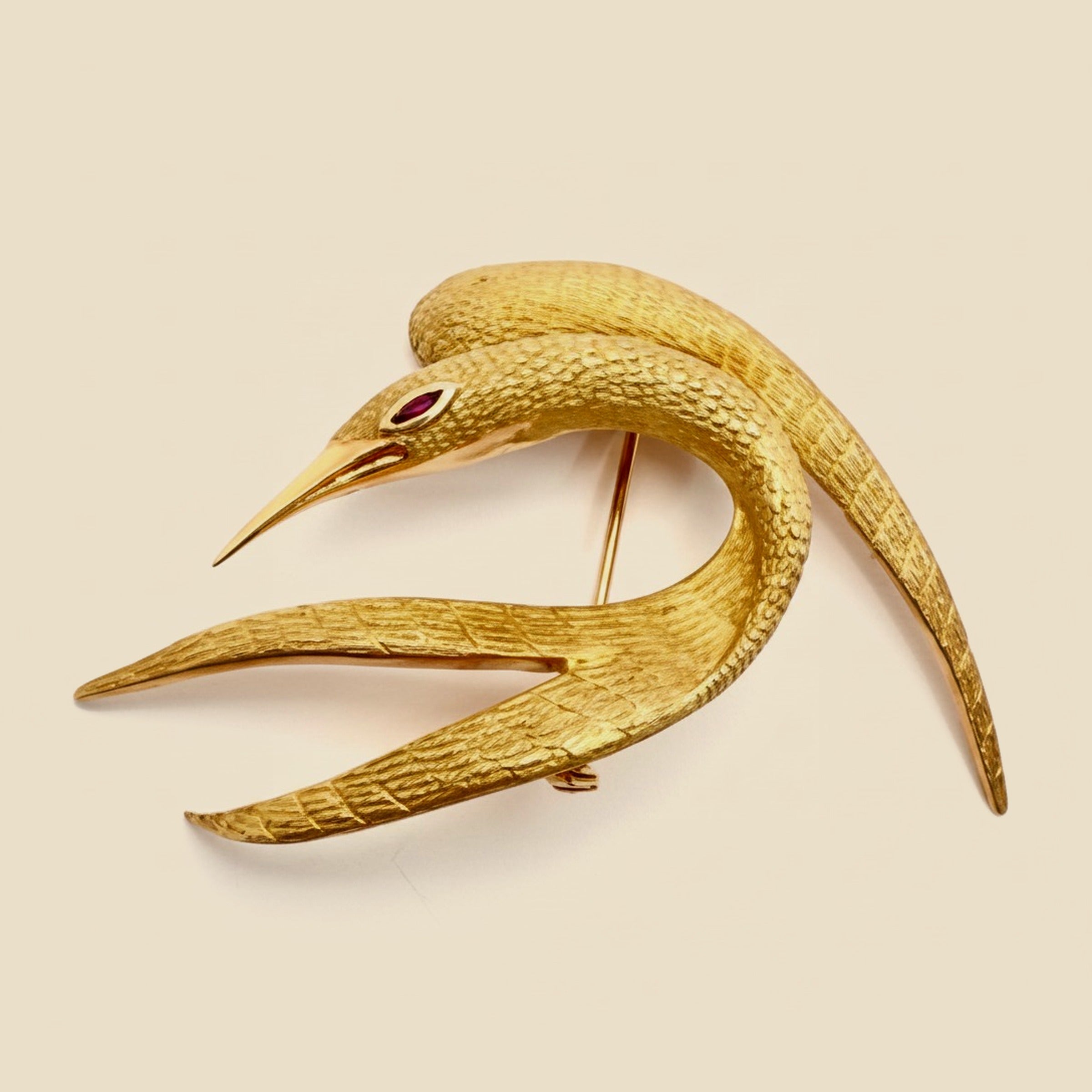 Brushed Yellow Gold Bird Pin/Brooch – Empire Diamond