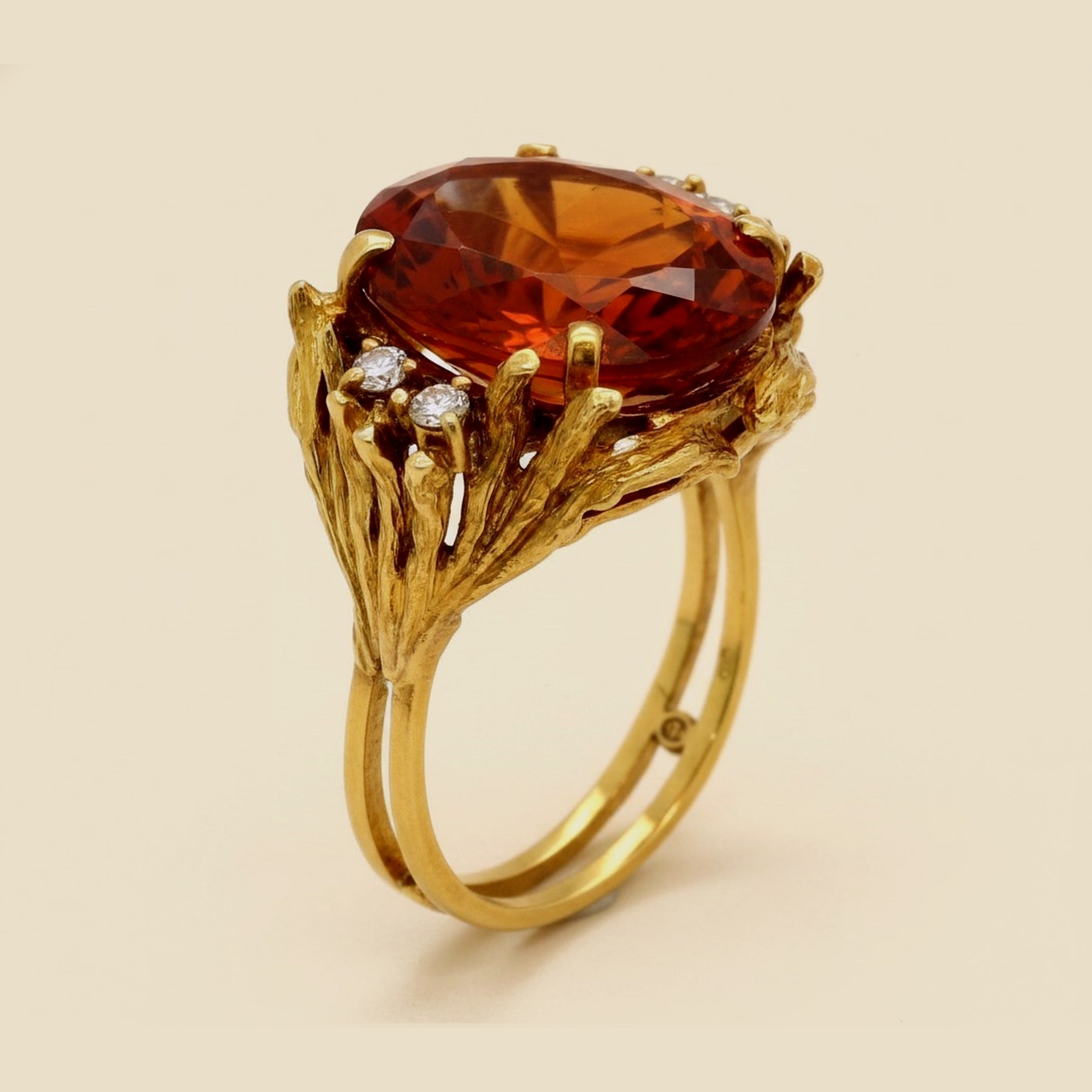 Citrine Stone set in Yellow Gold – Empire Diamond