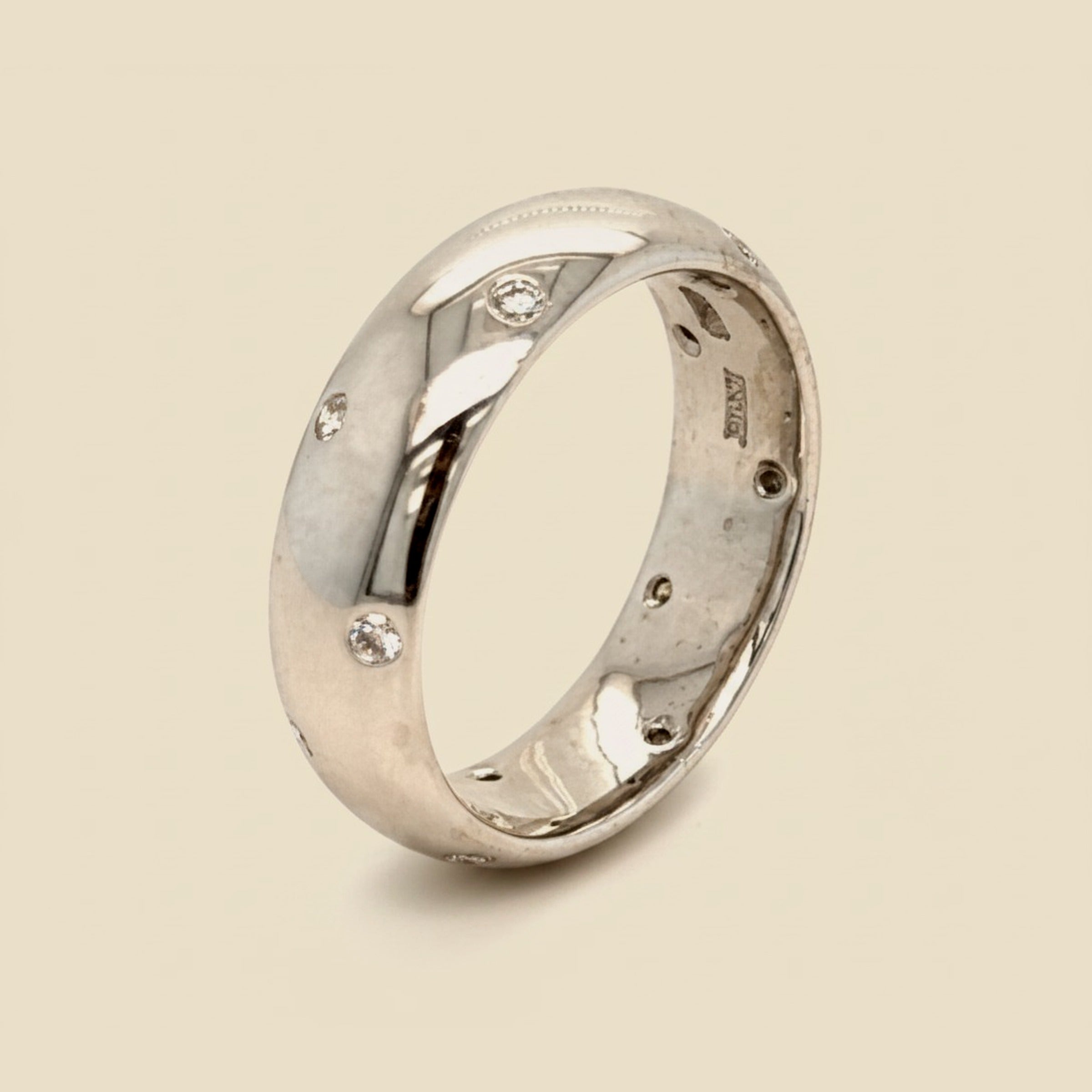 Hirsch, London Platinum Etoile Style Diamond Wedding Band – Empire Diamond