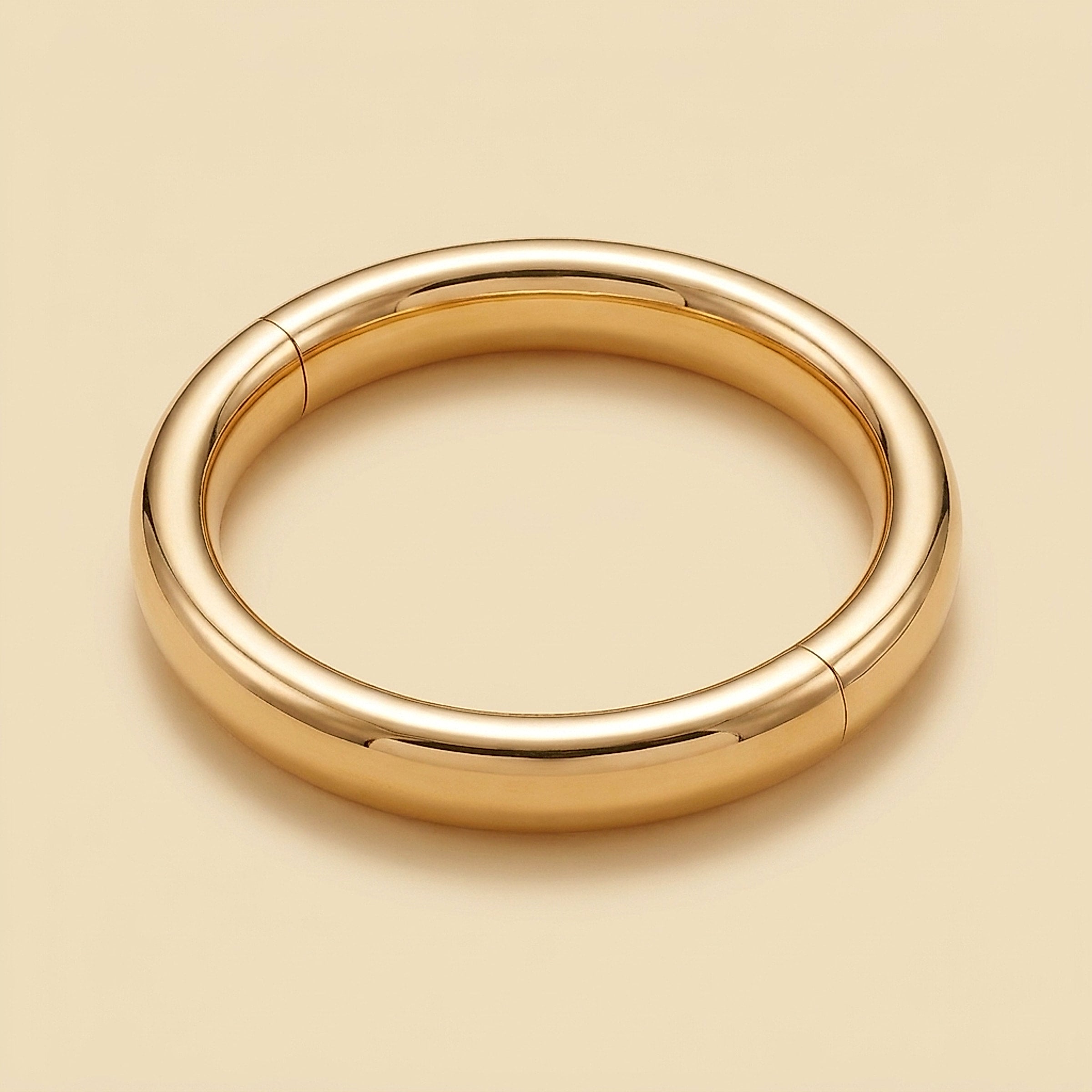 Pomellato 18K Yellow Gold Bangle Bracelet