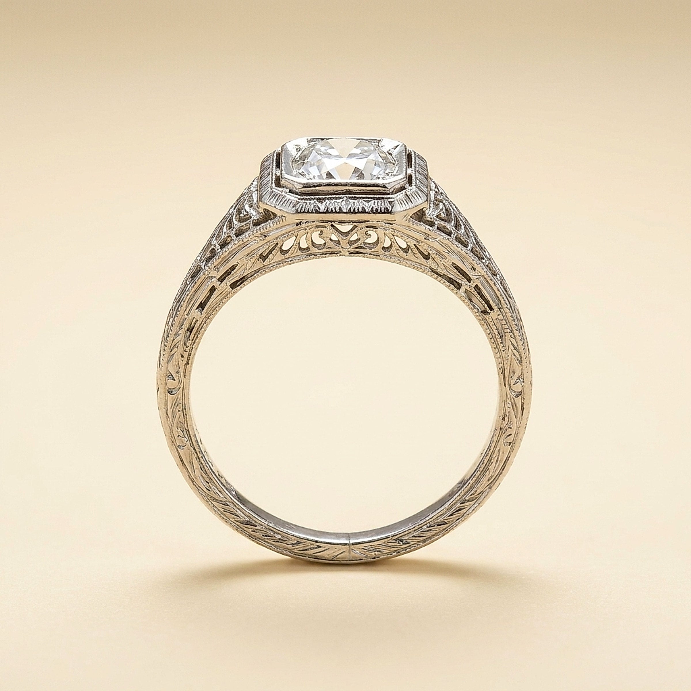 Art Deco 18K White Gold Filigree Diamond Solitaire Ring