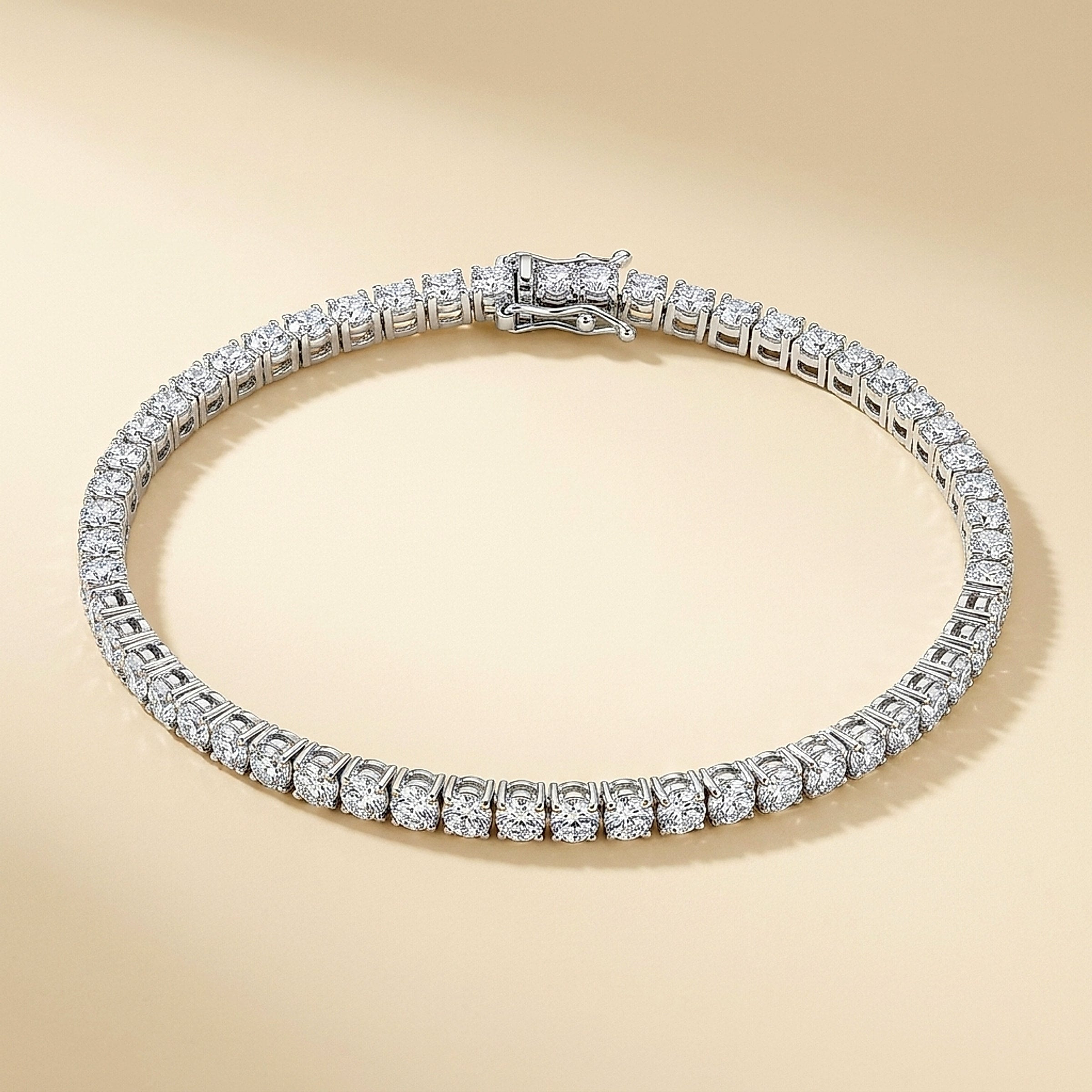 18K White Gold Diamond Tennis Bracelet