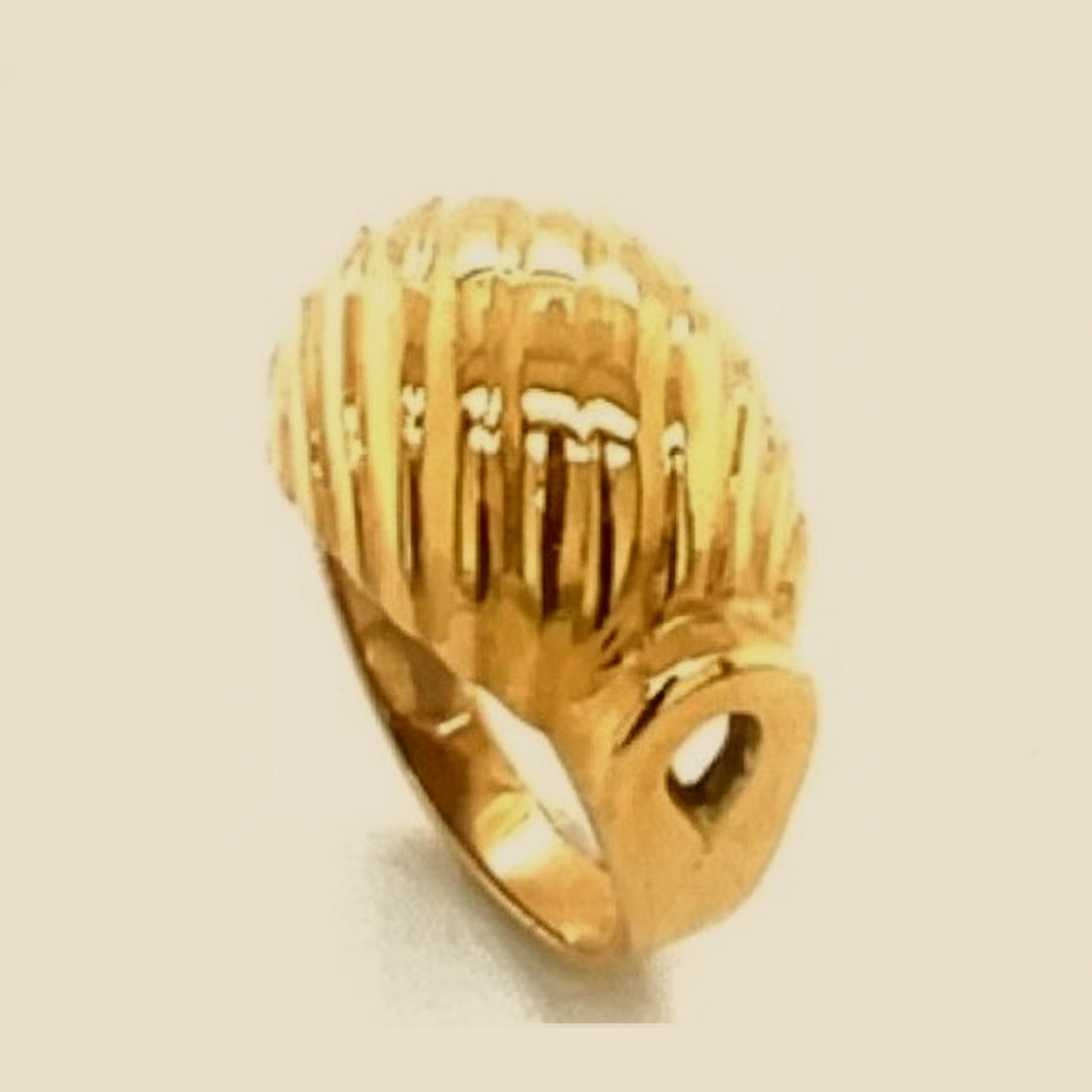 Tiffany & Co. 14k Yellow Gold Ribbed Dome Ring