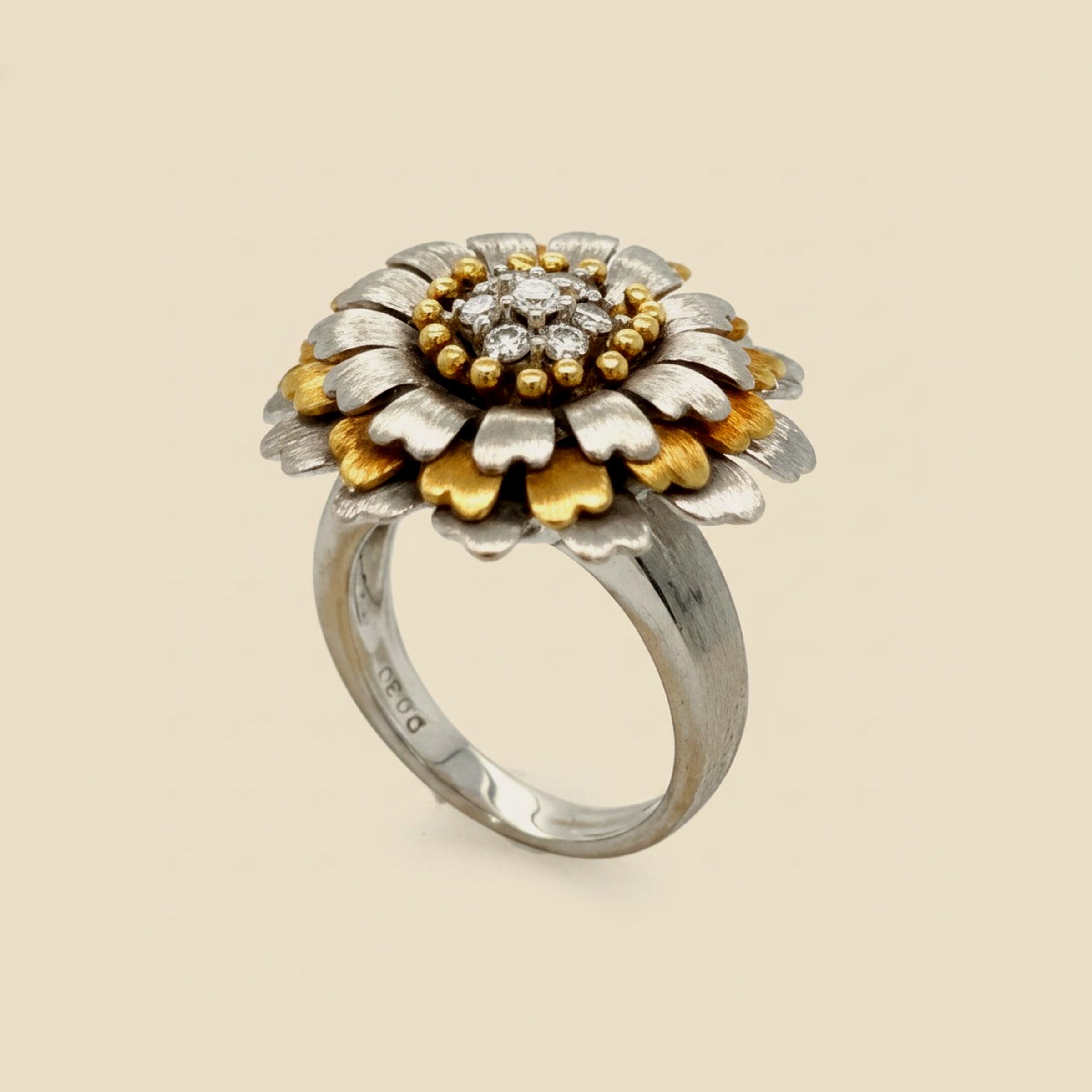 Two Tone 18k Diamond Flower Ring