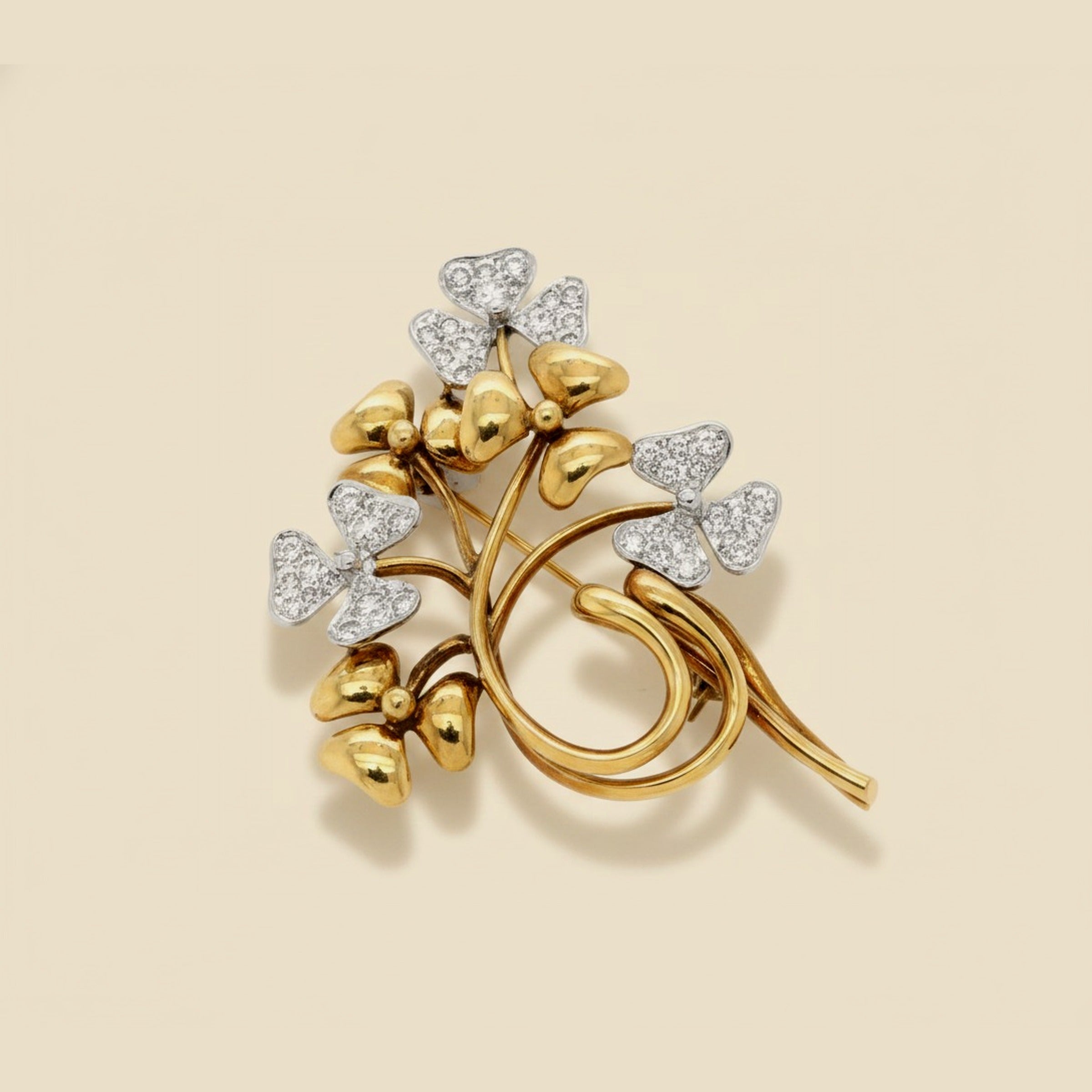 Two Tone Diamond Clover Pin with 18 Pedals – Empire Diamond