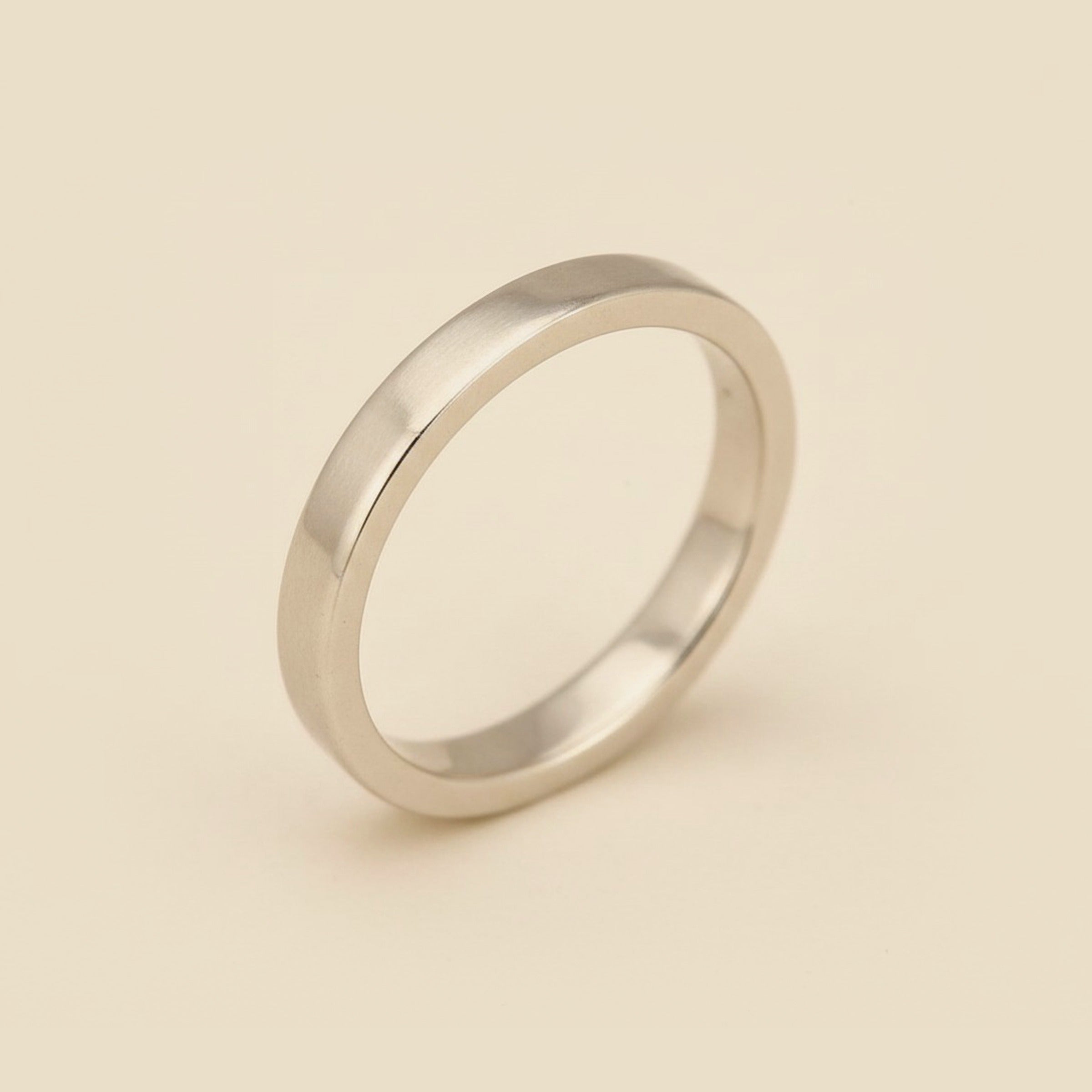 Van Cleef & Arpels Unisex Platinum Wedding Band – Empire Diamond