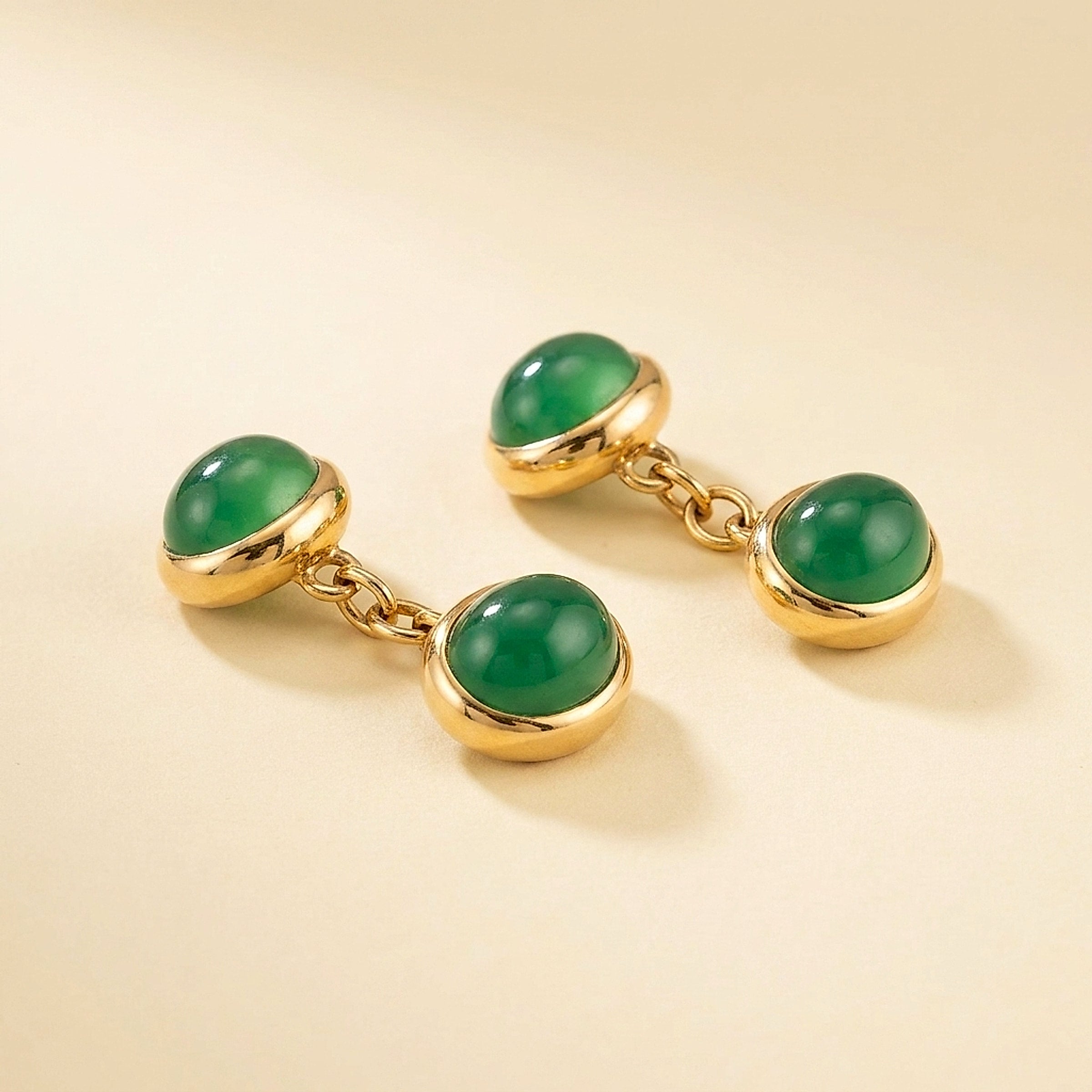 18k Yellow Gold Chrysoprase Cuff Links