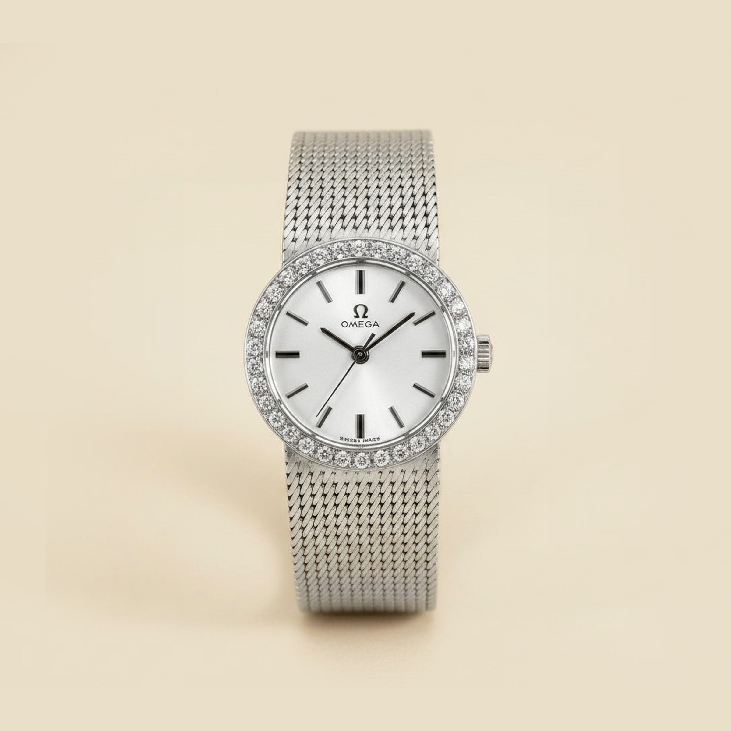 White Gold Omega Lady's Wrist Watch with Diamond Bezel