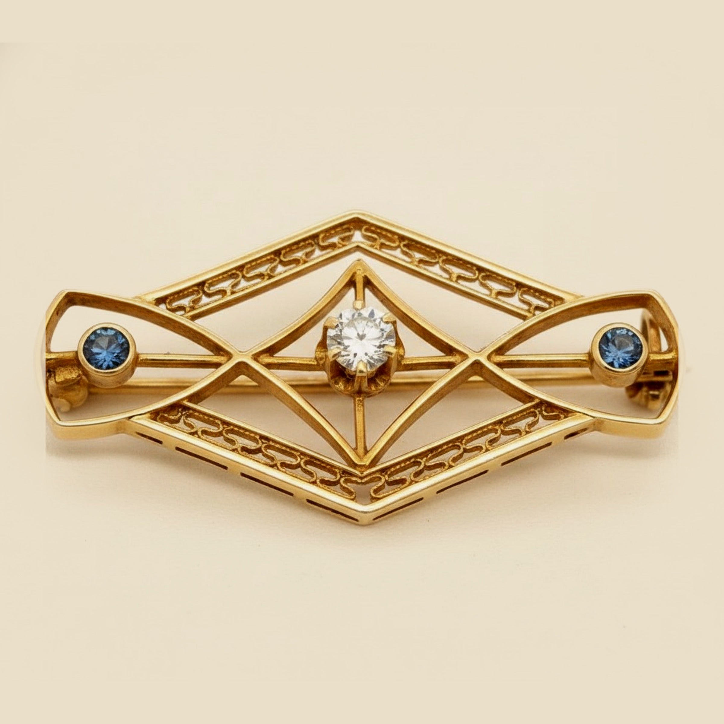 Yellow Gold Diamond/Sapphire Pin