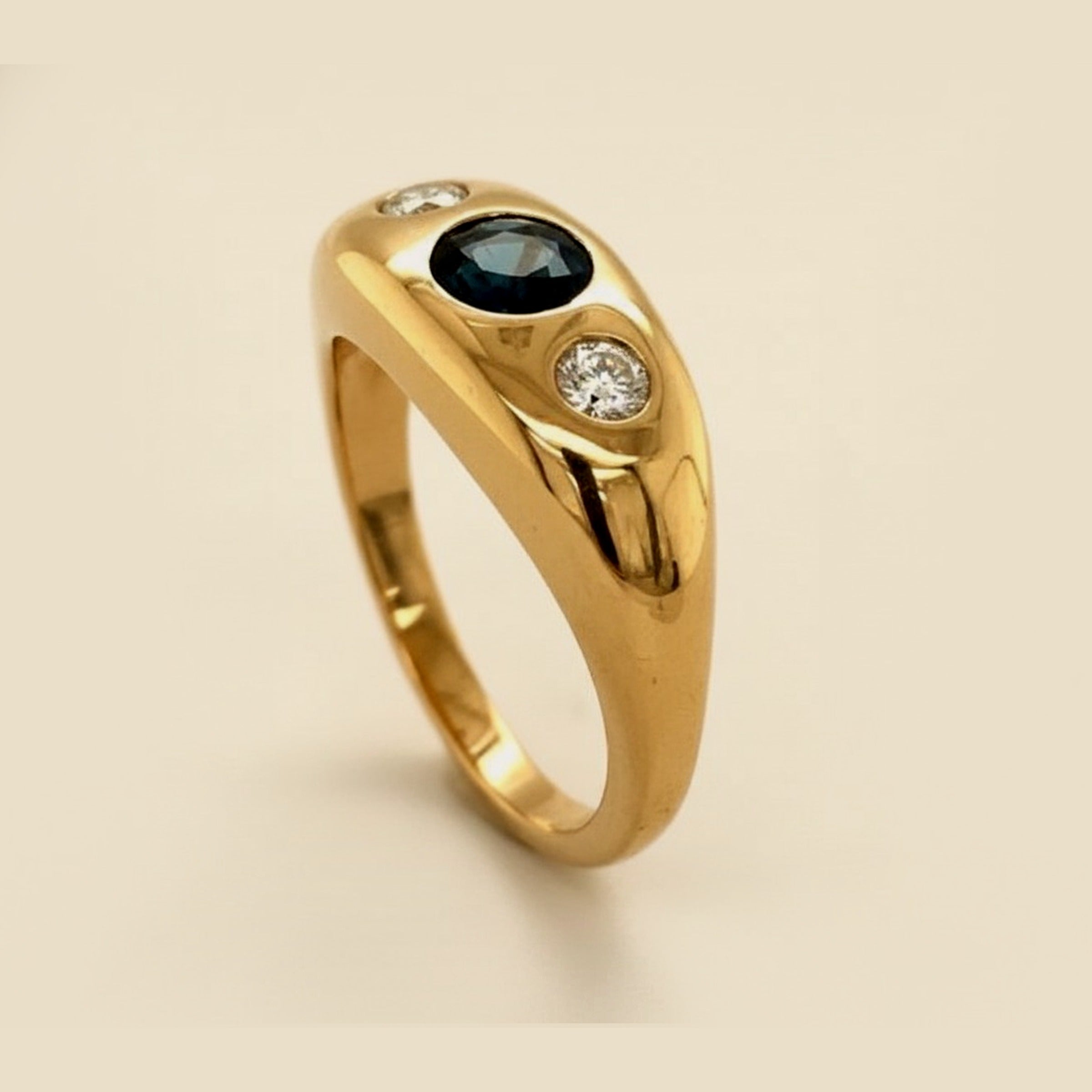 Yellow Gold Sapphire & Diamond Ring