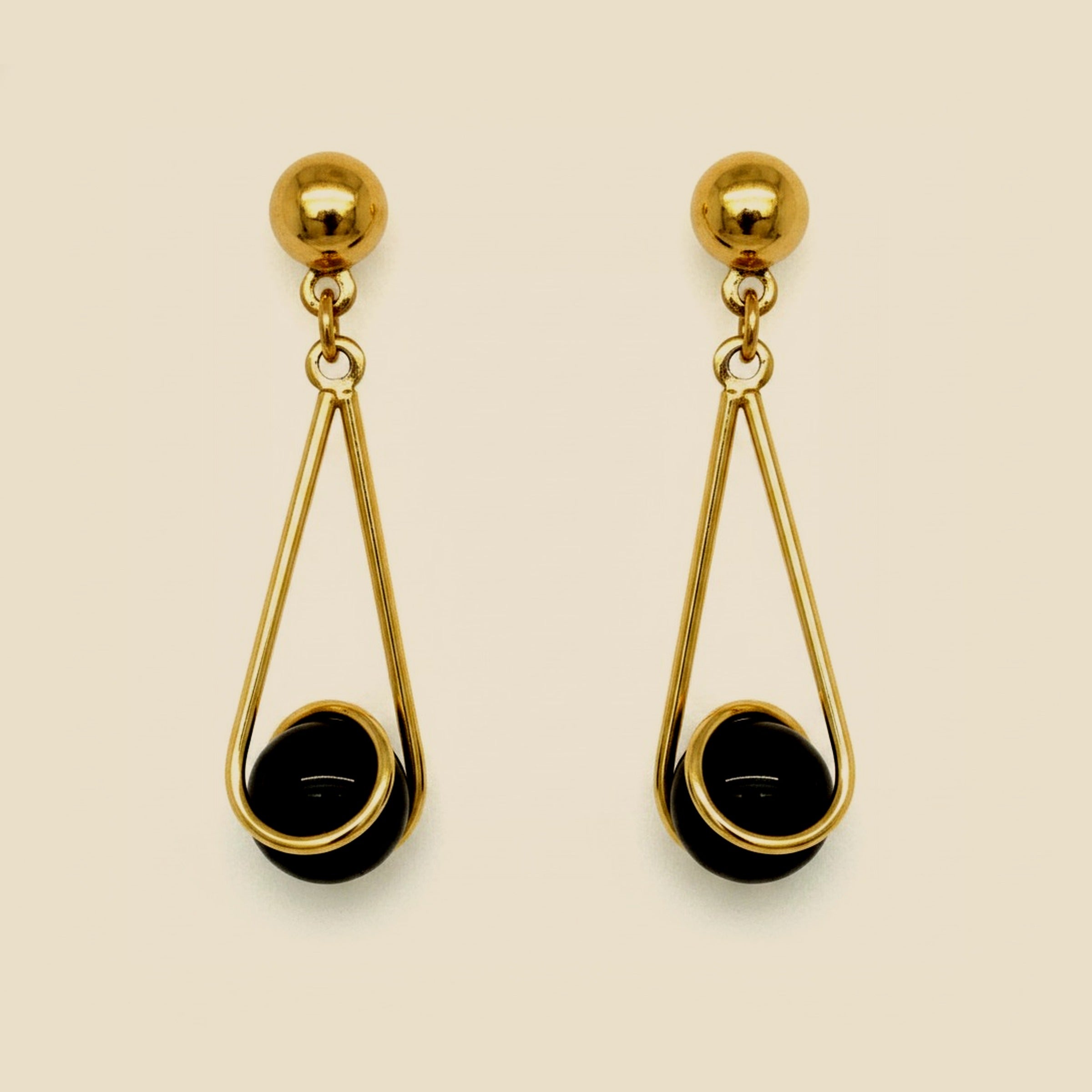 Yellow Gold Wire & Onyx Bead Earrings