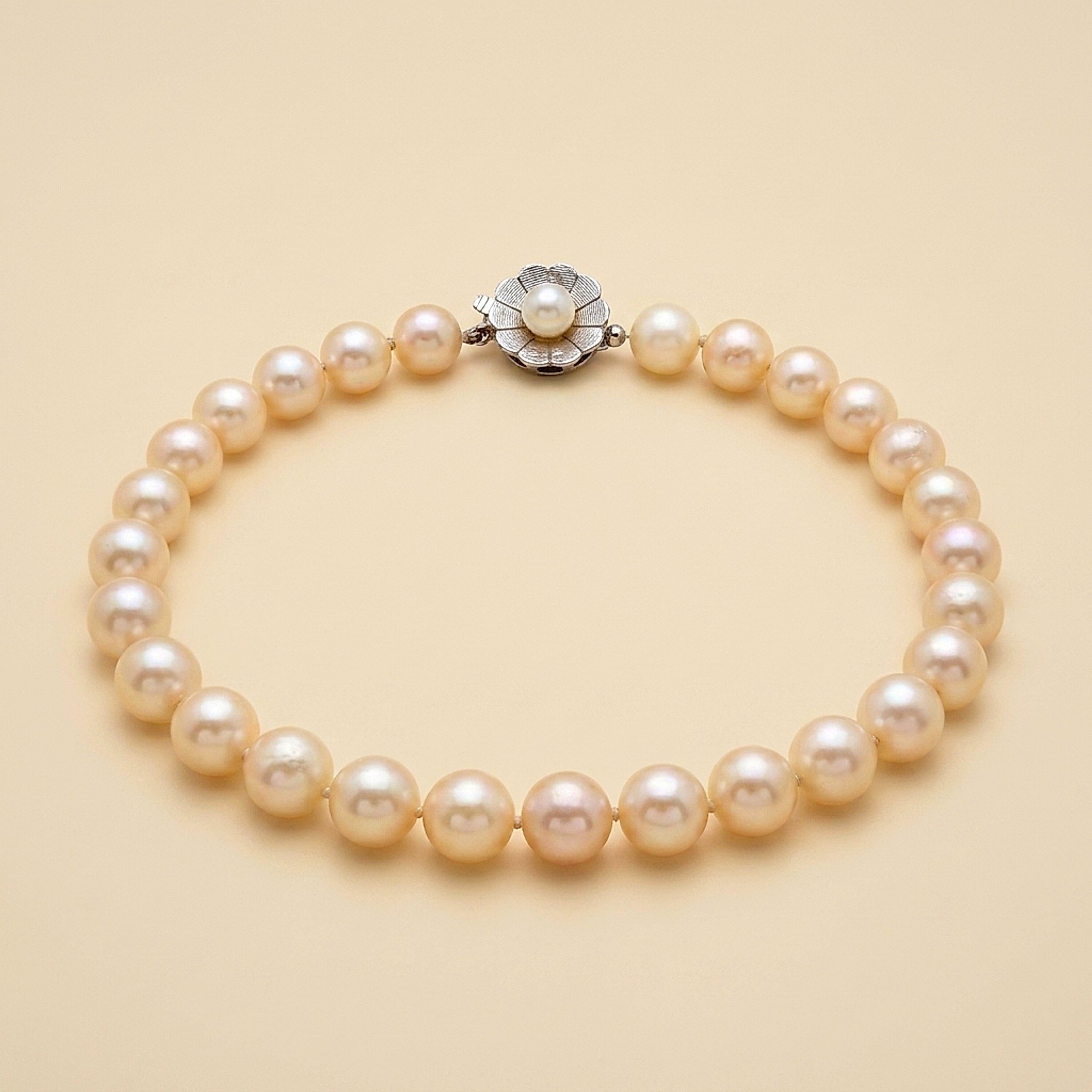 Cultured Pearl Choker Necklace
