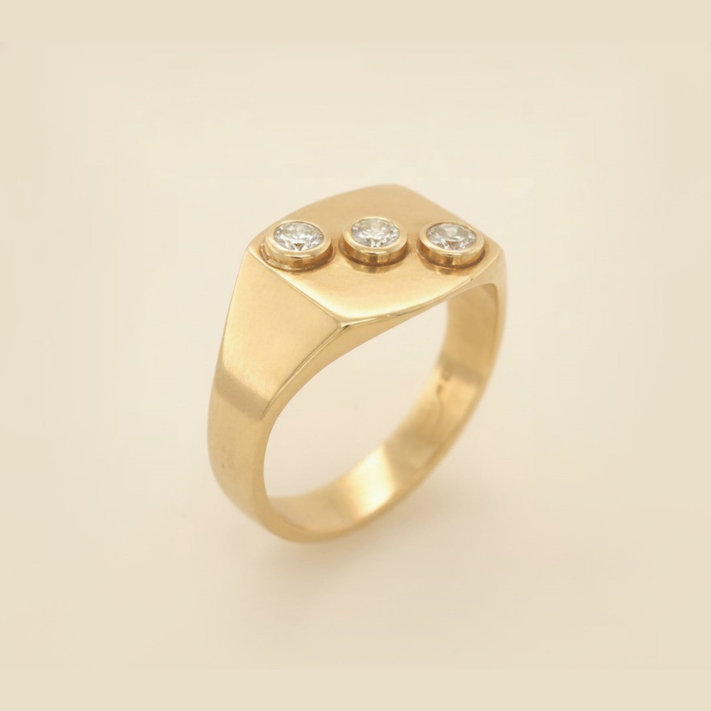 10K 3-Diamond Diagonal Pattern Ring