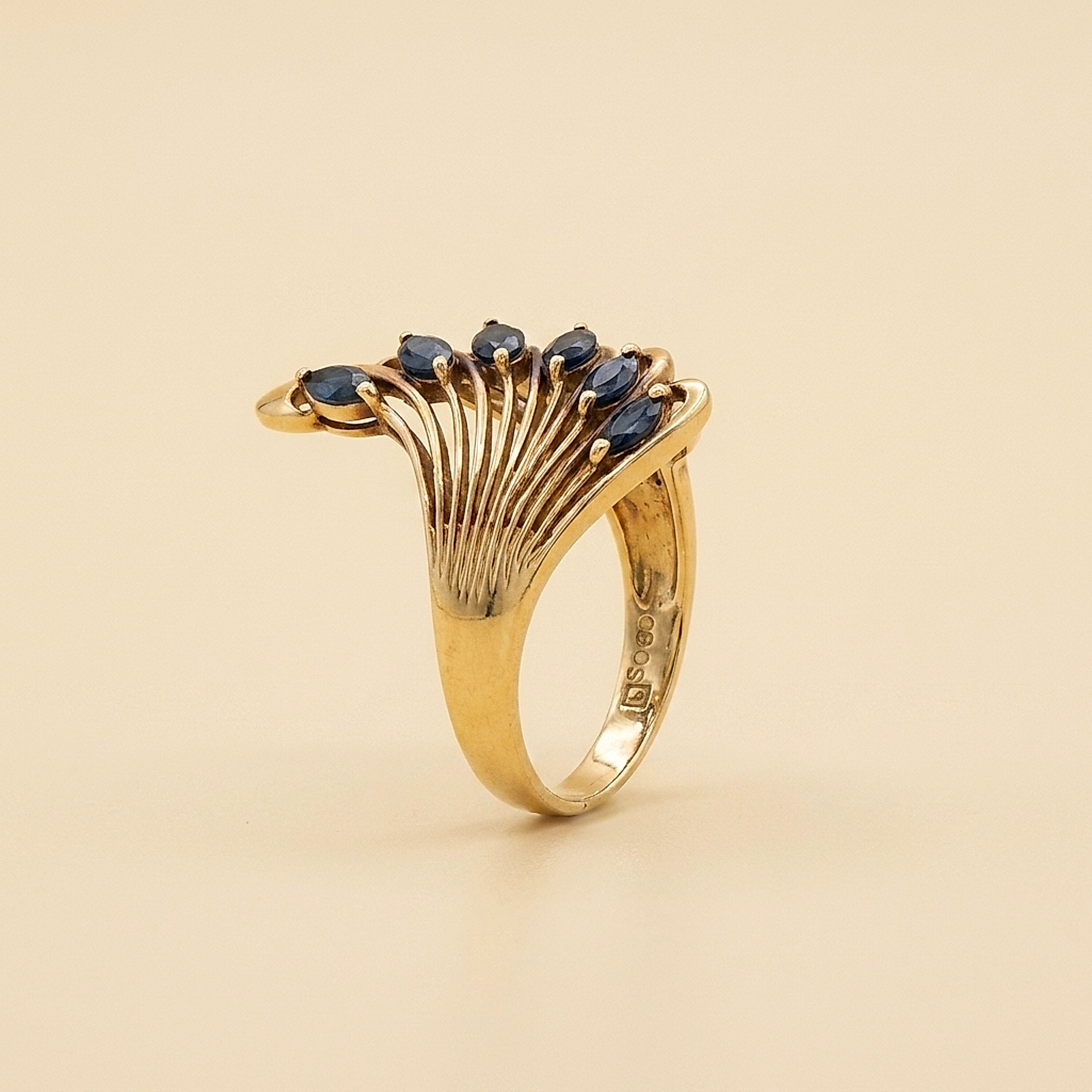 14K YG Sapphire Ring