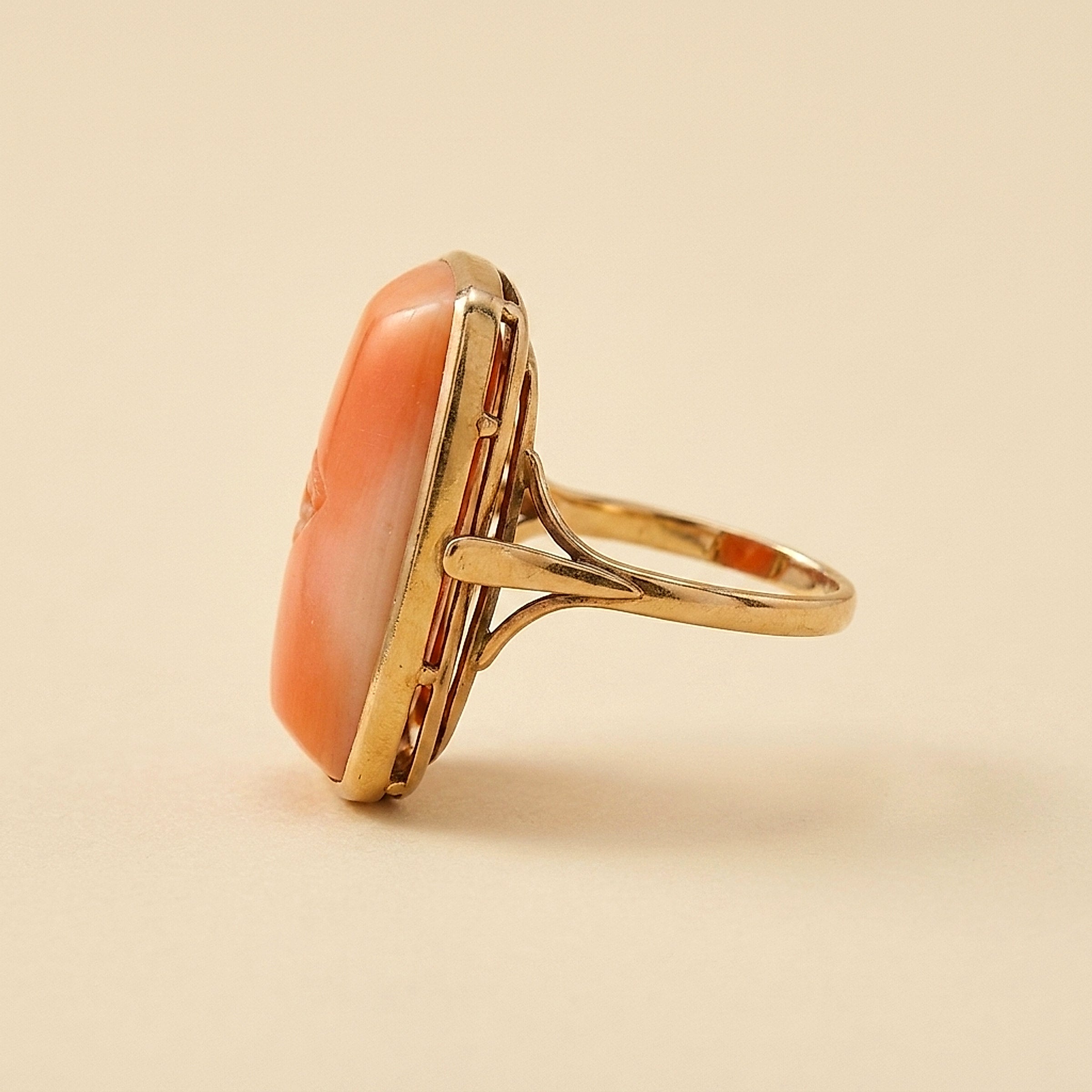 14k YG Angelskin Coral Ring