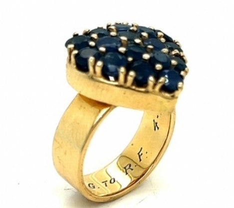 Yellow Gold Heart filled with round Sapphires – Empire Diamond