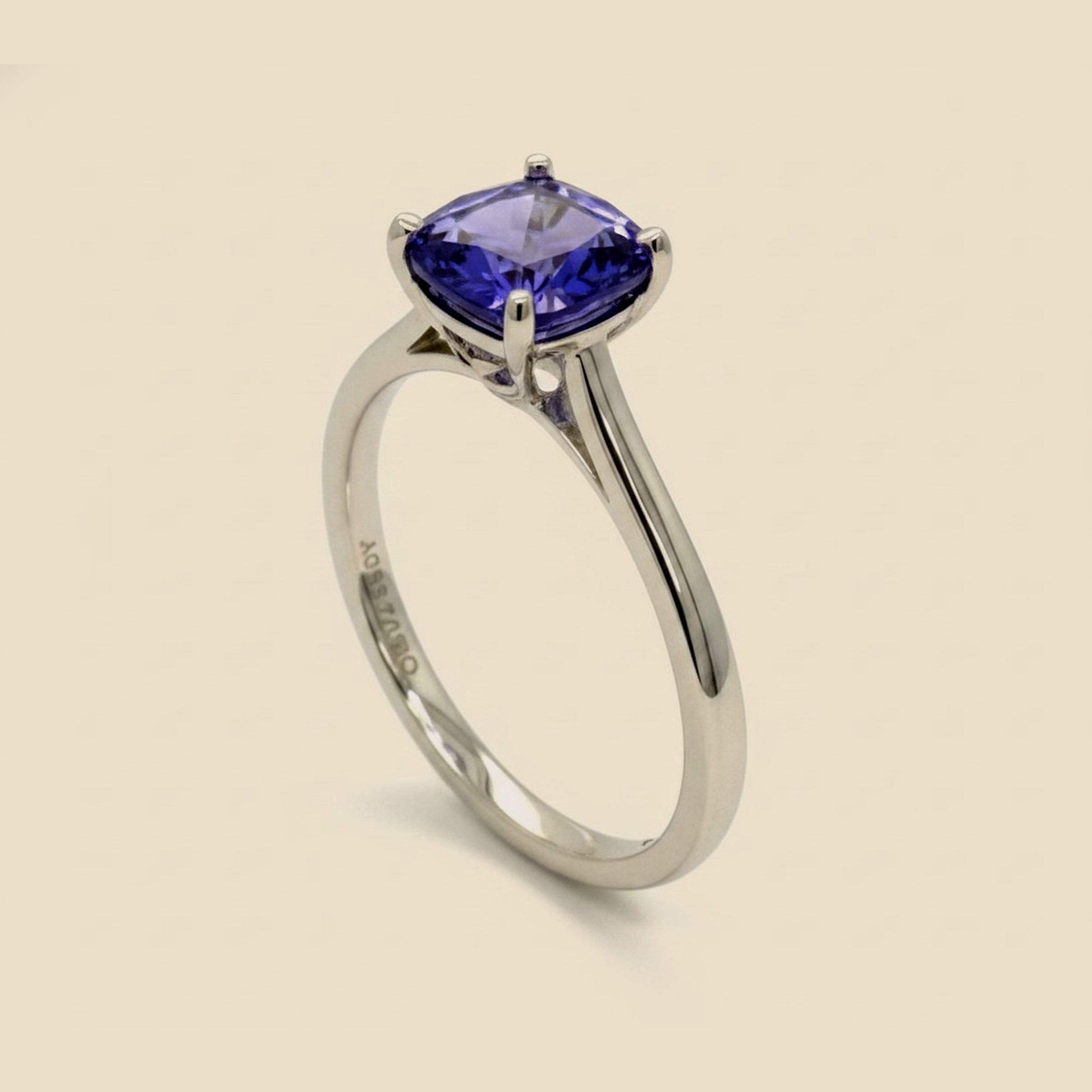 .950 Platinum Tanzanite Ring