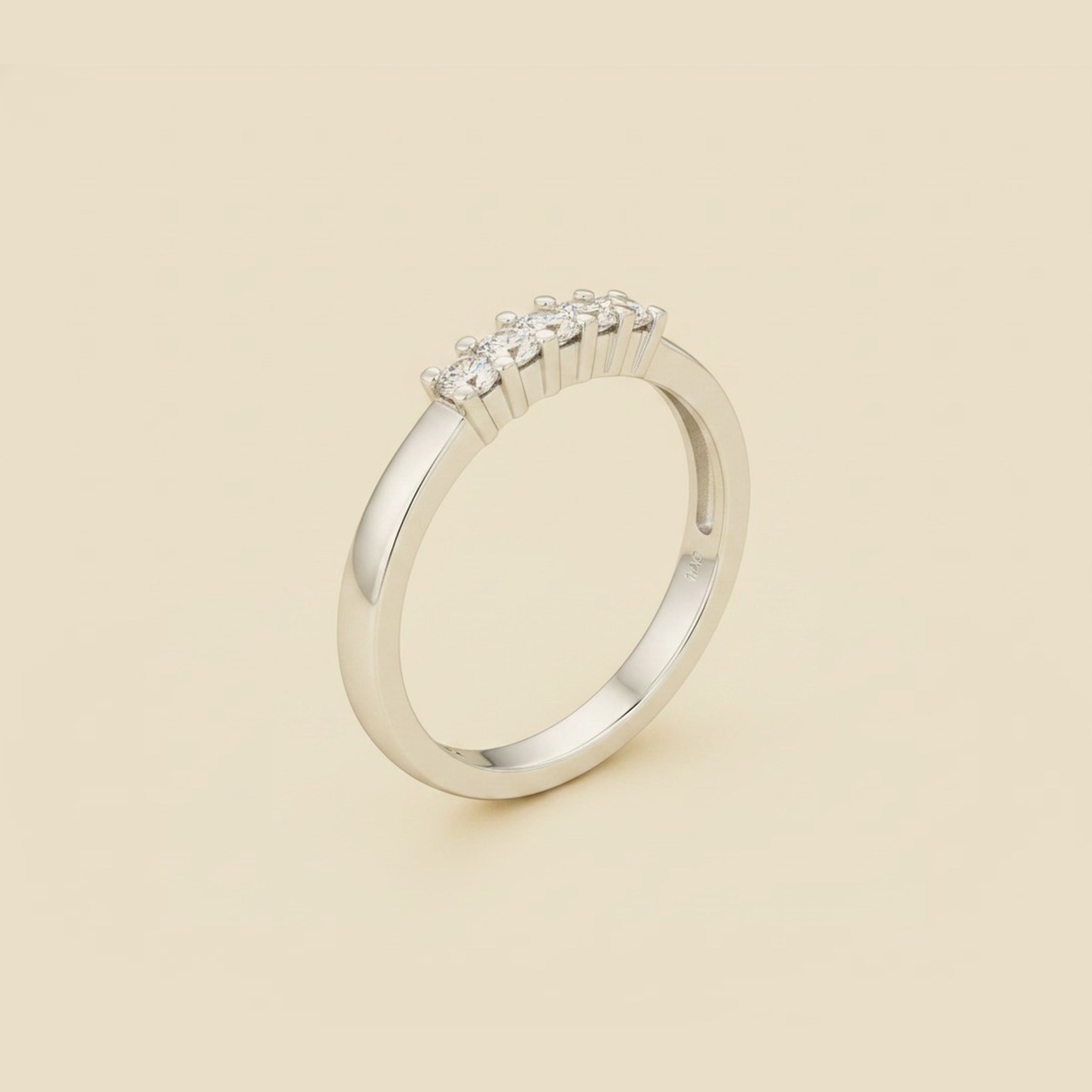 Martin Flyer Shared 4 Prong Diamond Wedding Band