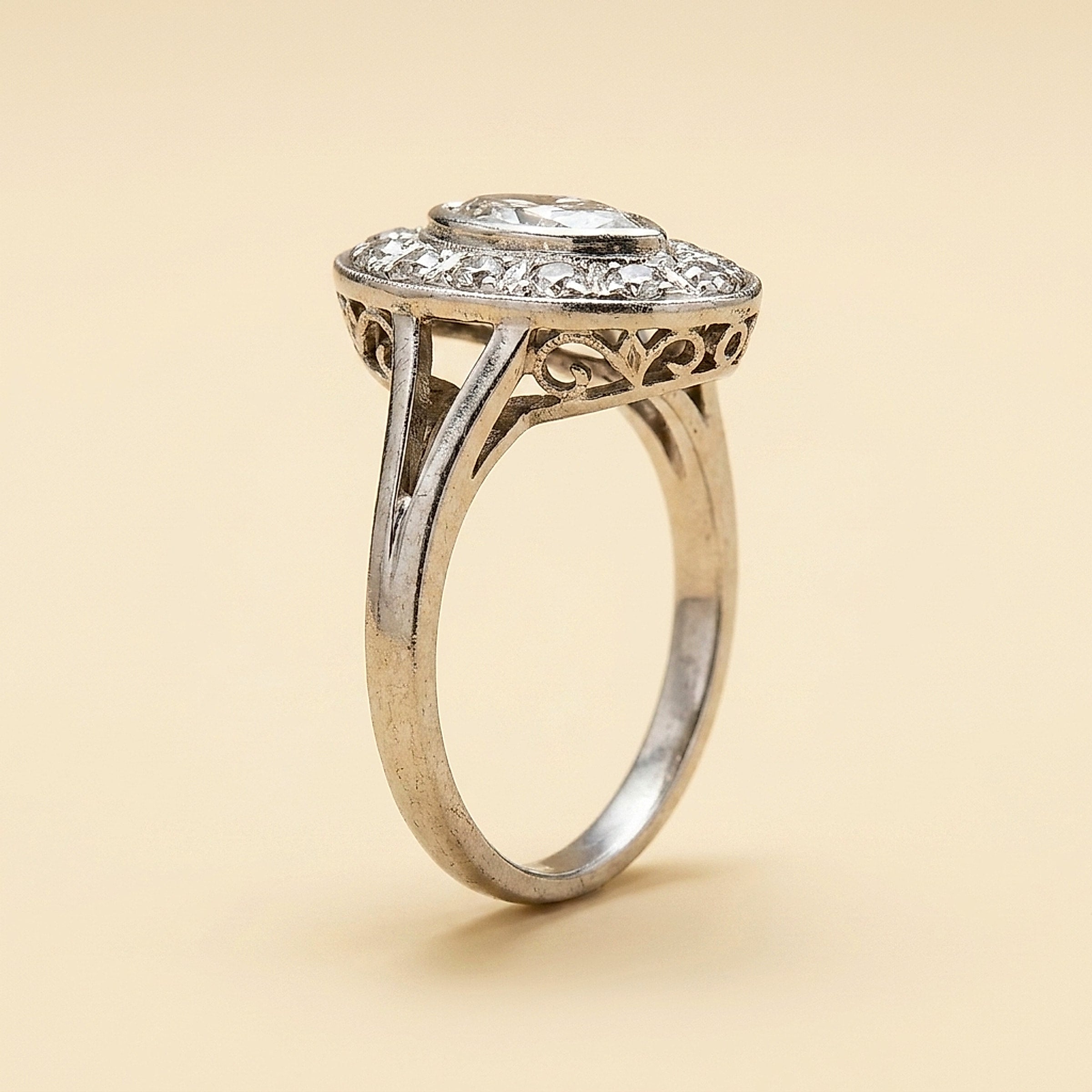 14K White Gold Diamond Dinner Ring