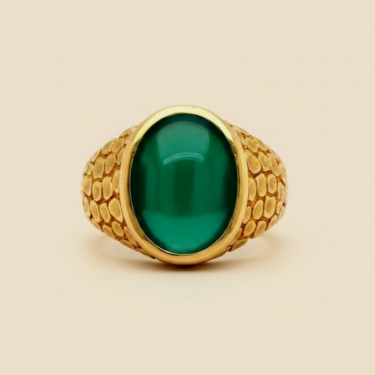 Gent's Yellow Gold Chrysoprase Ring