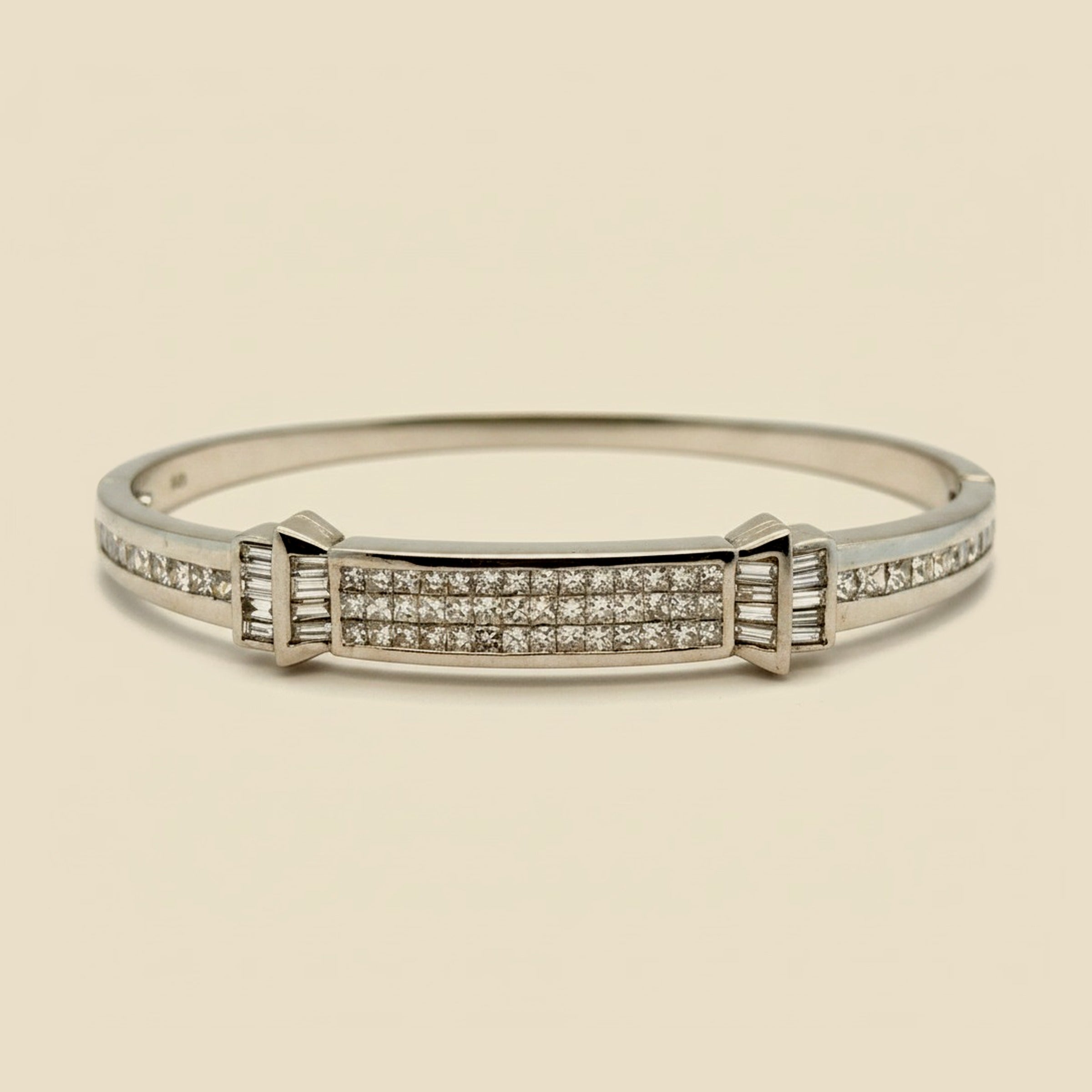 White Gold Diamond Brangle Bracelet