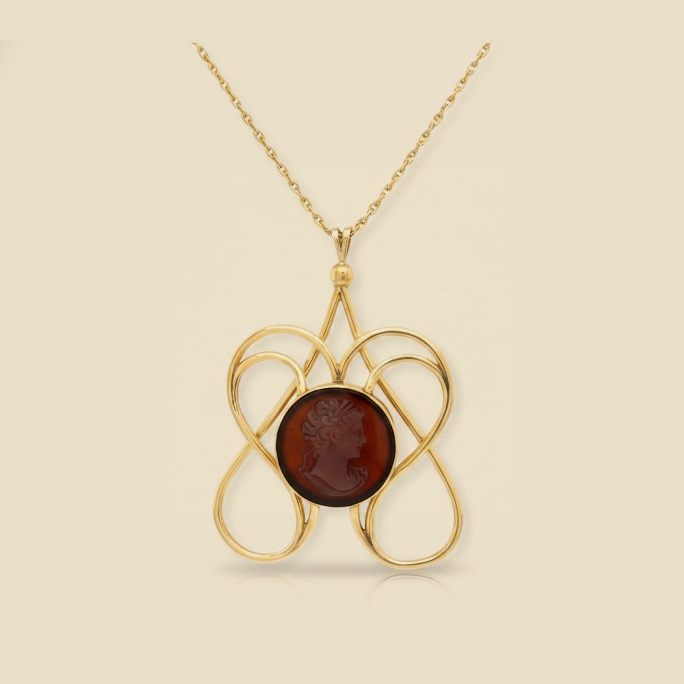 Yellow Gold Carnelian Intaglio Pendant