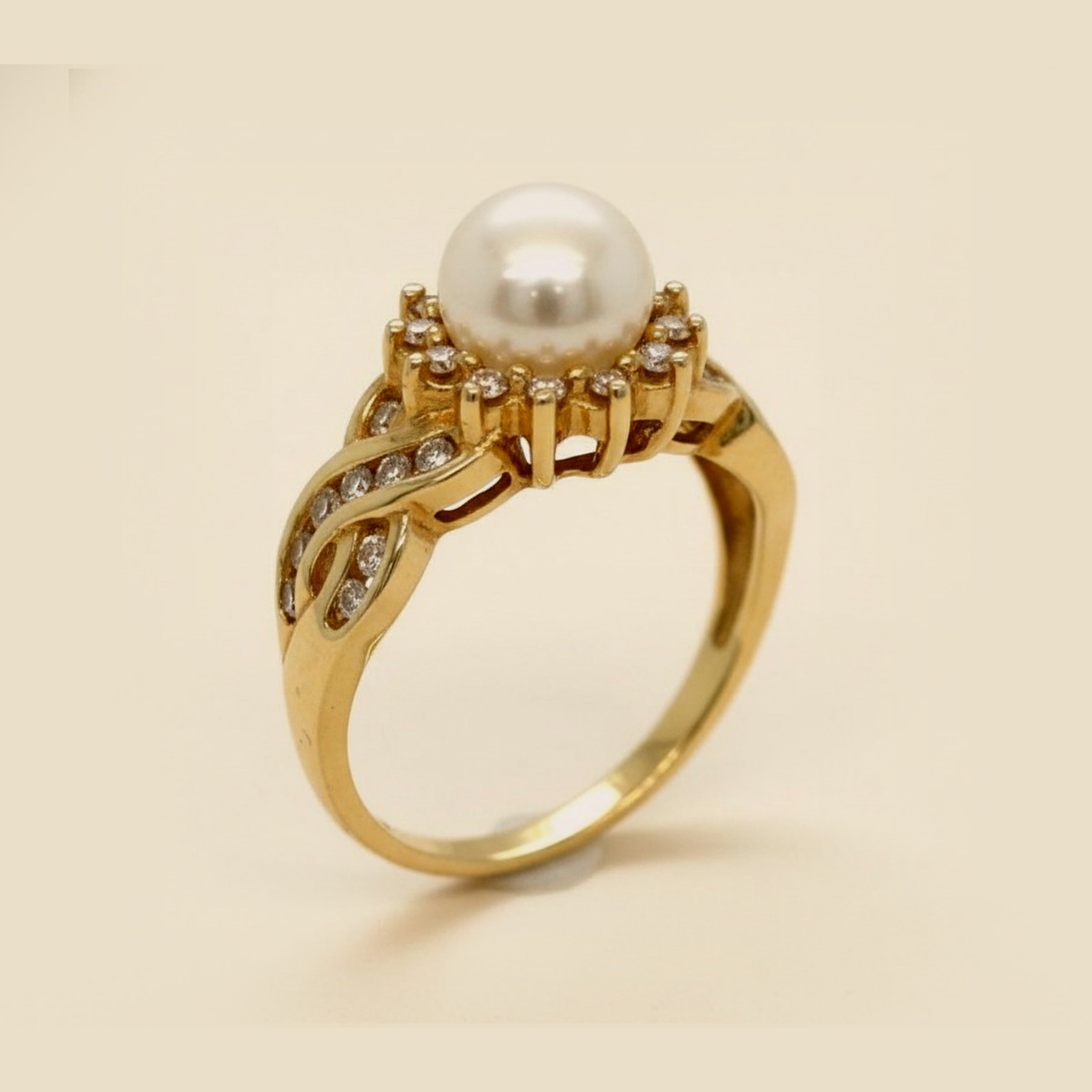 Yellow Gold Pearl & Diamond Cocktail Ring