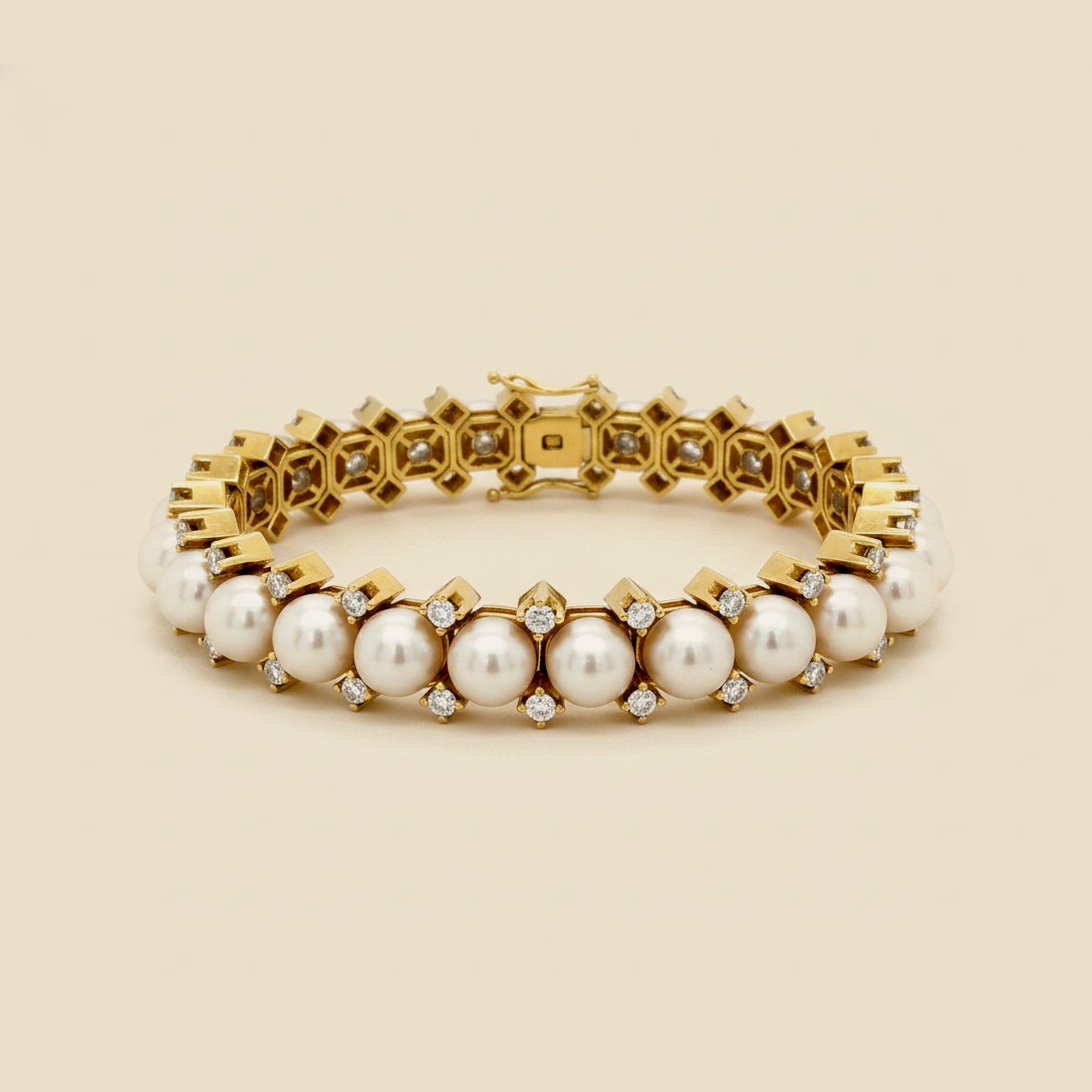 Yellow Gold Pearl & Diamond Line Bracelet