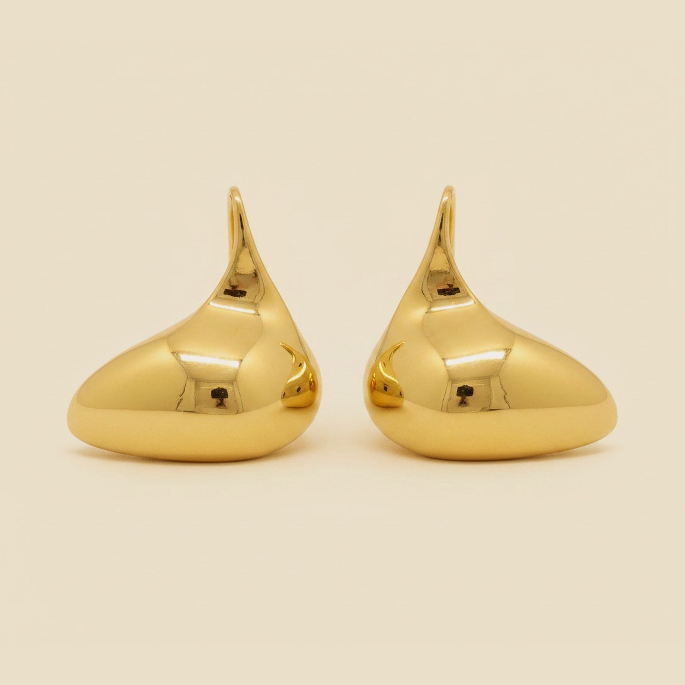 Yellow Gold Solid Design Hanging Earrings – Empire Diamond